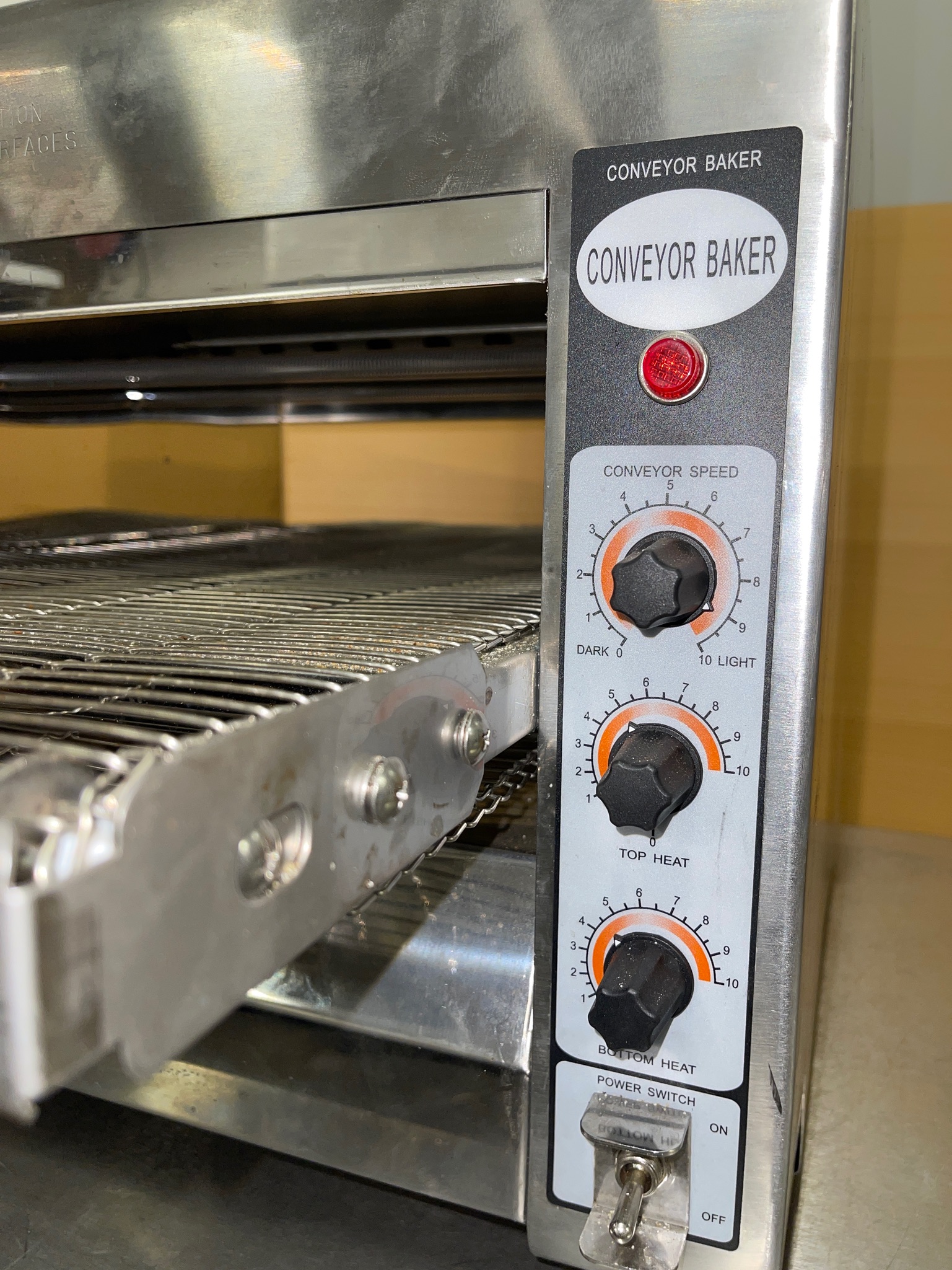Selt- Saro Conveyor baker TS-7000 6