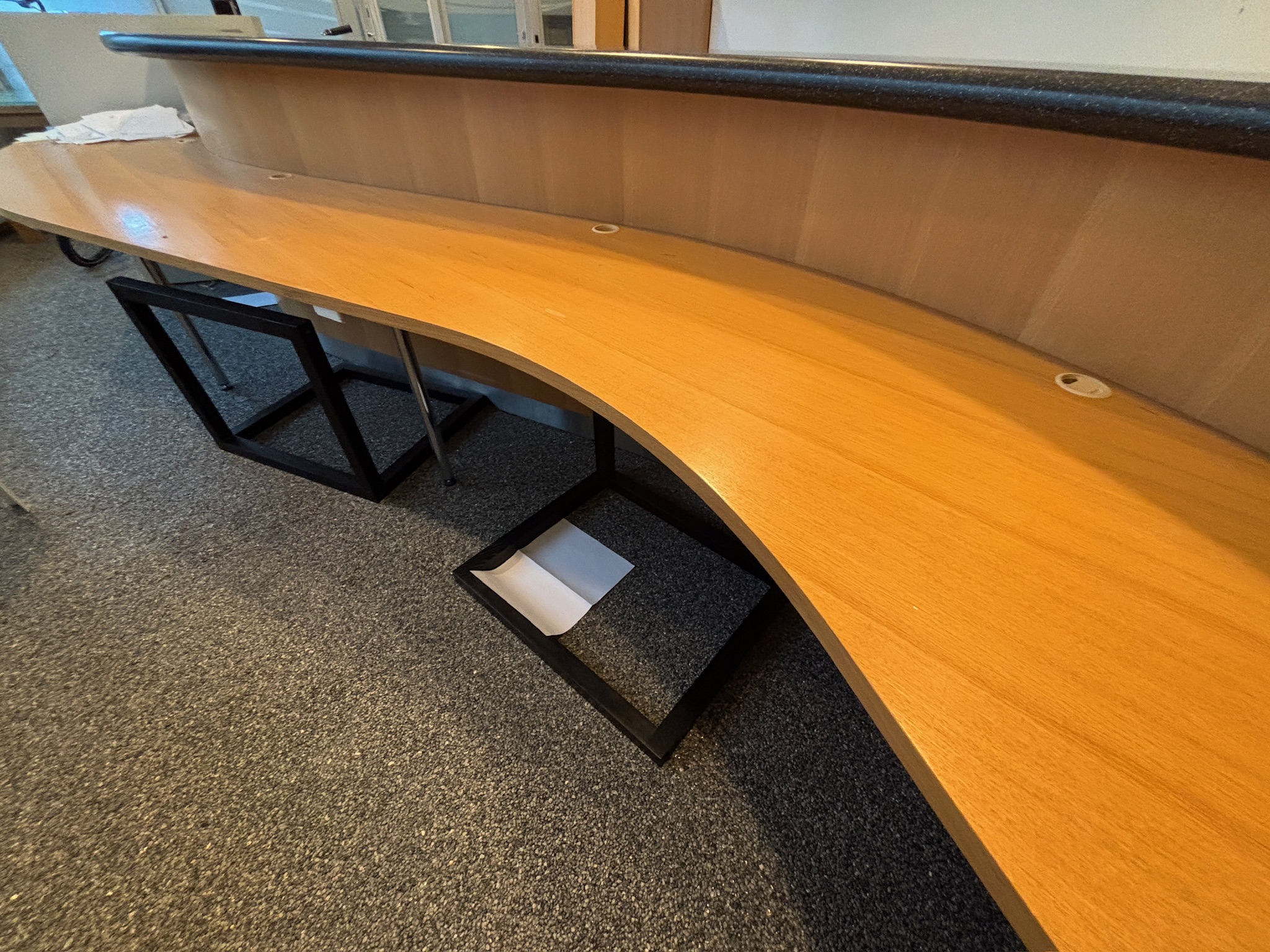 SELT / SOLD Móttökuborð, sérsmíði, B554sm. 4