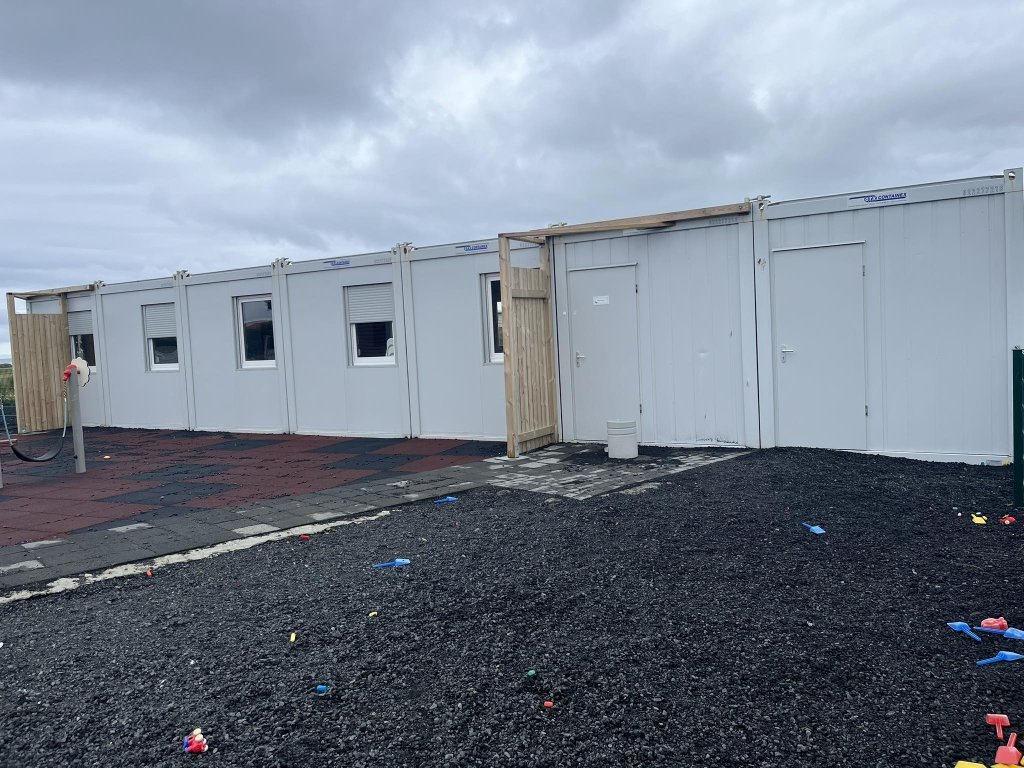 SELT / SOLD Gámahús, kennslustofur, vinnubúðir, mötuneyti - 7 einingar WC 3