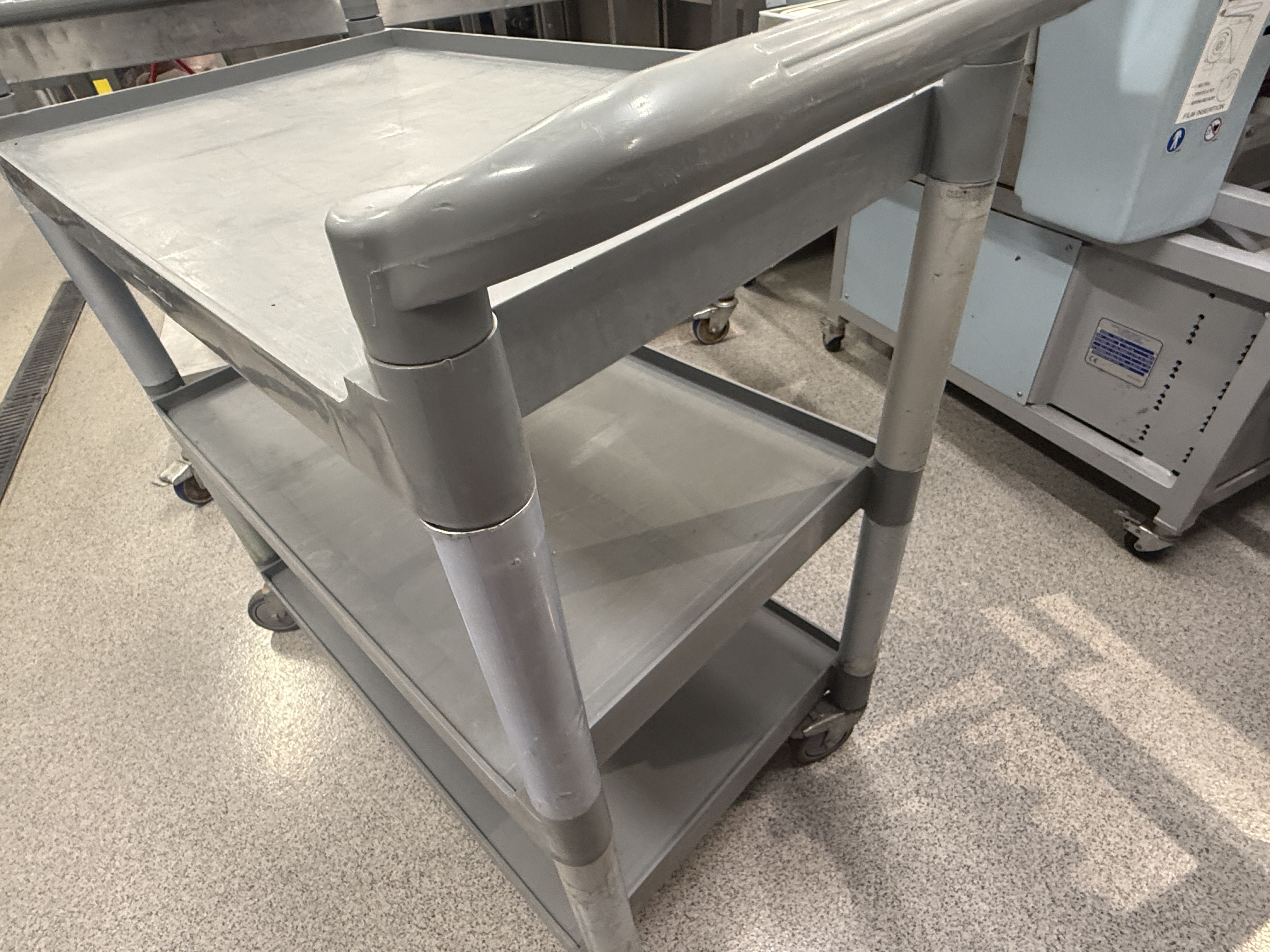 SELT / SOLD Pujadas handvagn plast 3 hillur 90x56x96sm 7