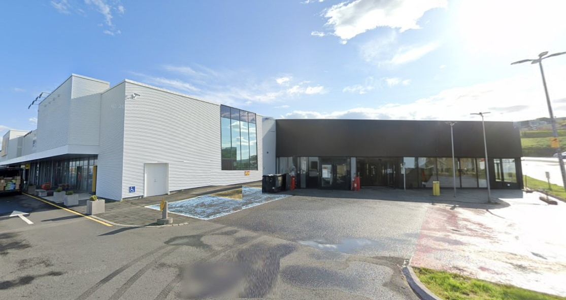 SELT / SOLD - Ishida Uni-3 límmiðavog frá PMT 4