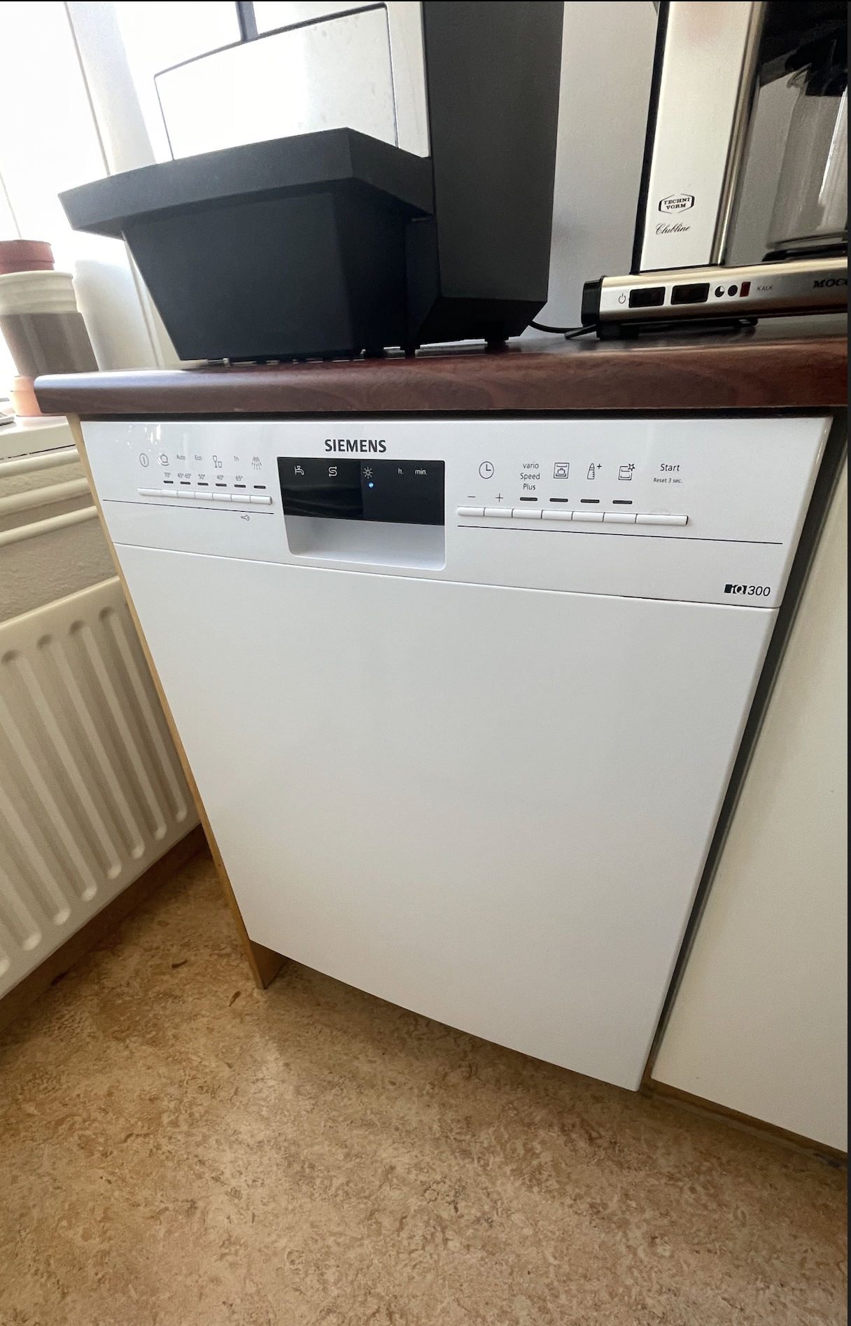 SELT / SOLD Siemens IQ300 uppþvottavél - Alþingi