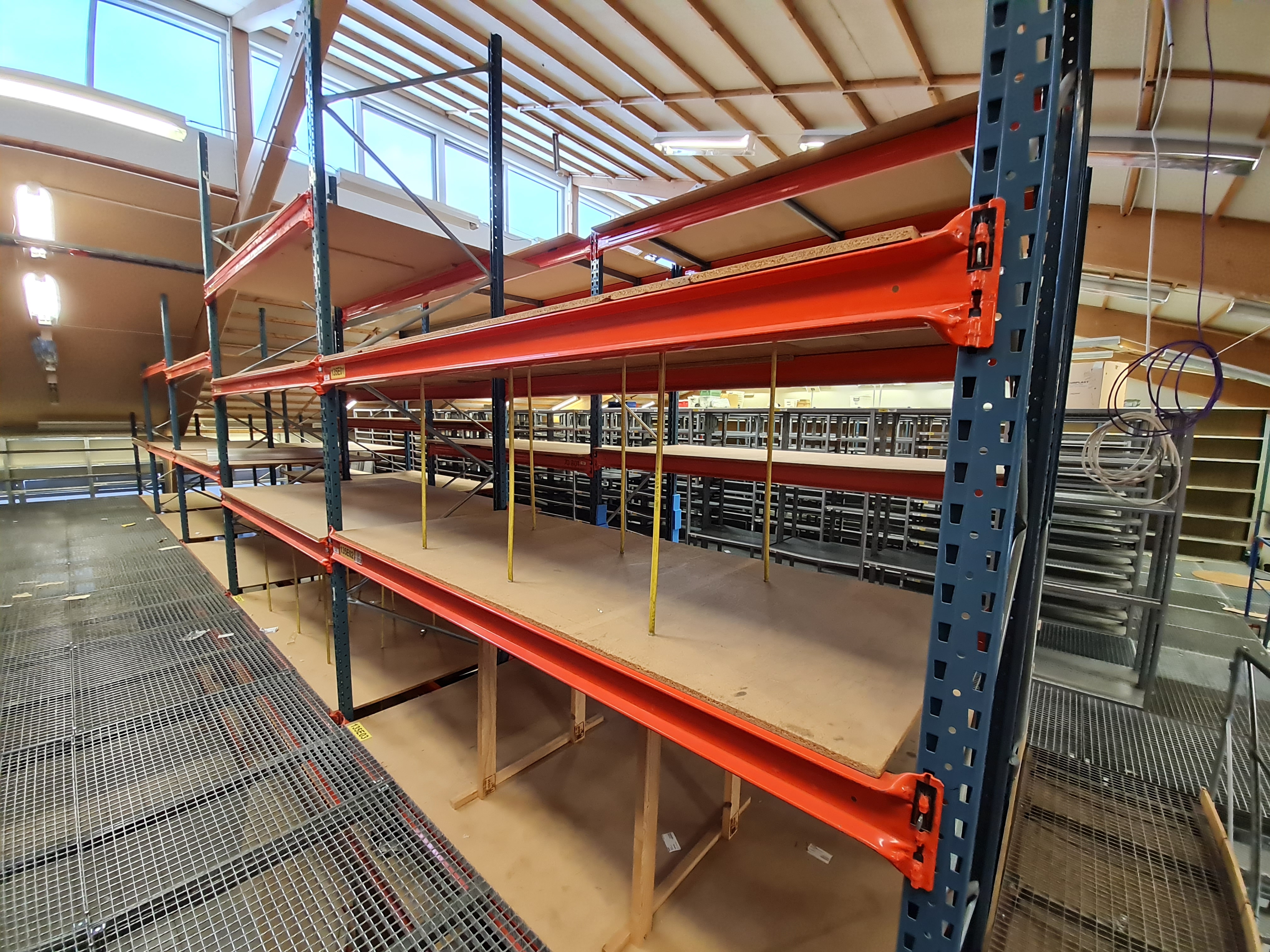 SELT / SOLD - Brettarekkar 6.4m., 5.6m., 5 m., 4 m. 5