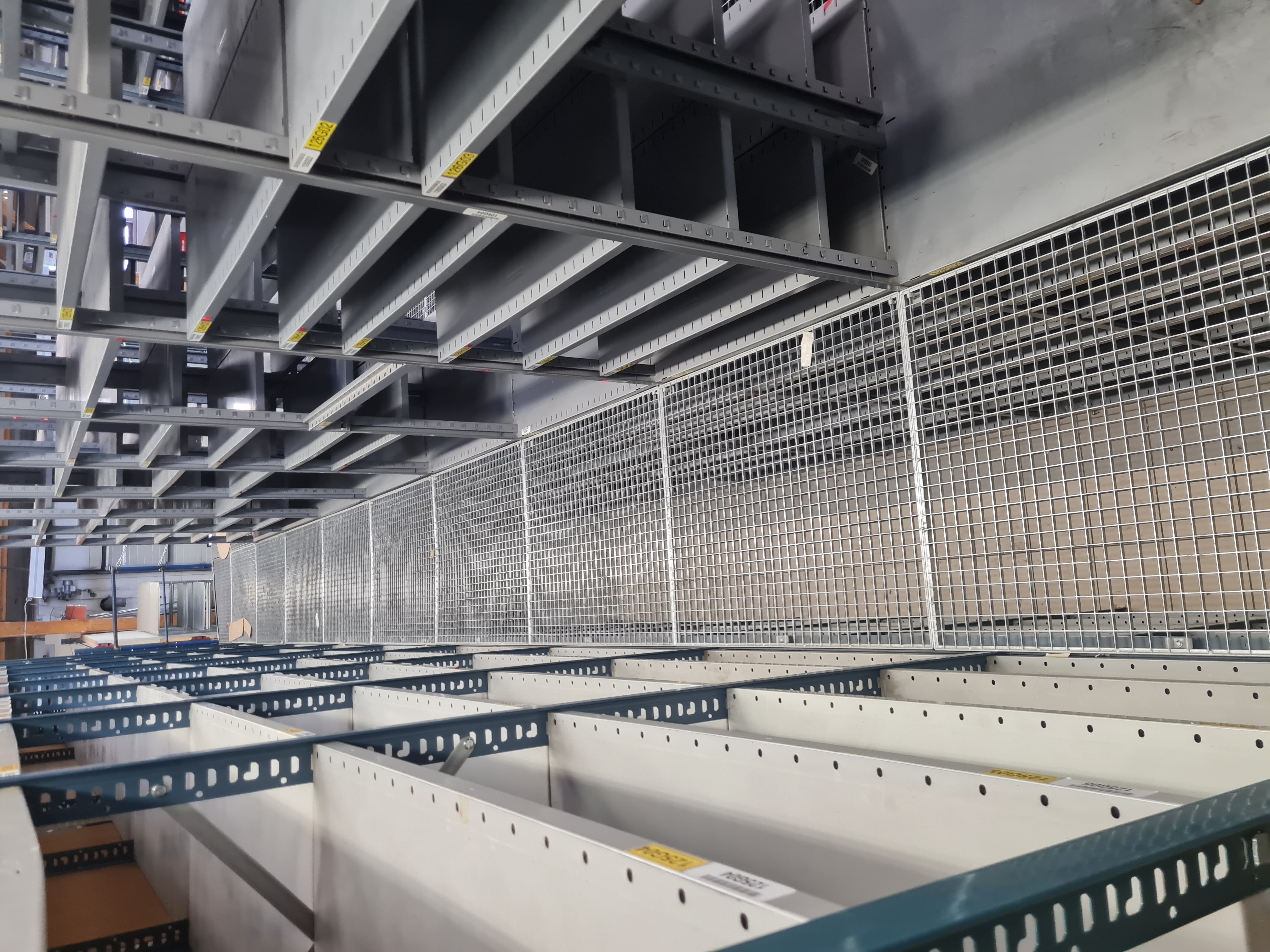 SELT / SOLD - Milliloft um 300 fm. 12