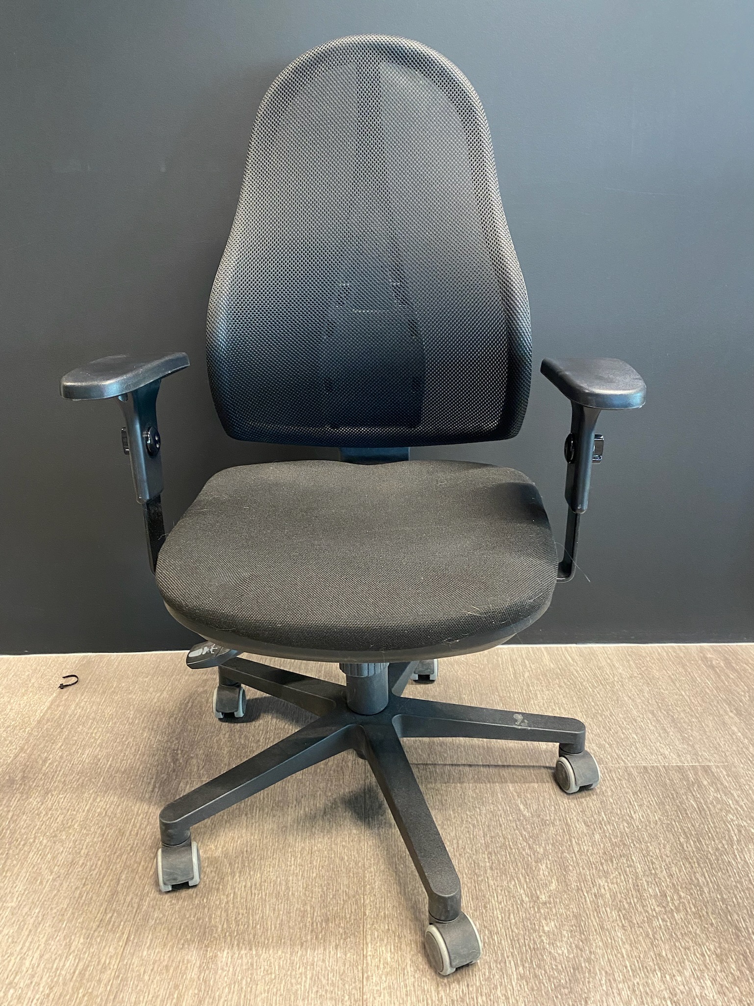 SELT / SOLD Top Star skrifstofustóll frá Hirzlunni