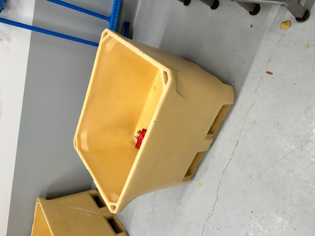 SELT / SOLD - Plastkör 255 lítra