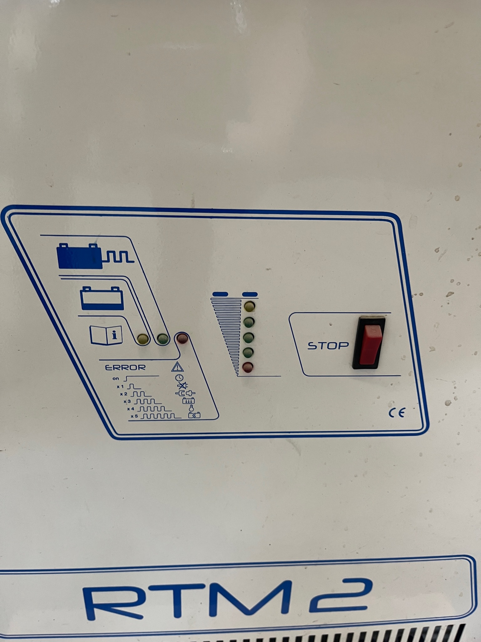 Hleðslustöð fyrir lyftara RTM 2 - 150 AMP - forklift battery charger 4