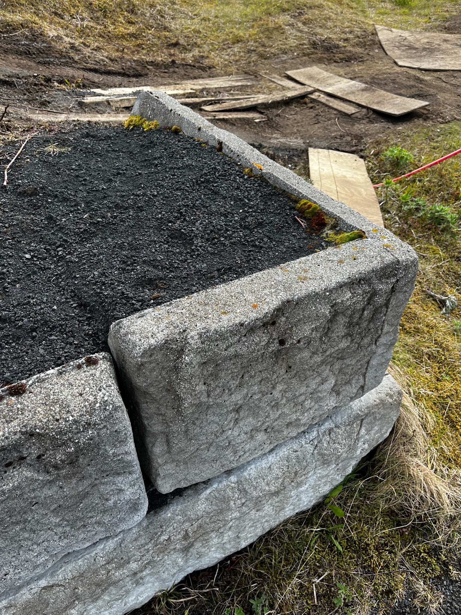SELT / SOLD - Hleðslusteinn - Recon frá Steypustöðin 2