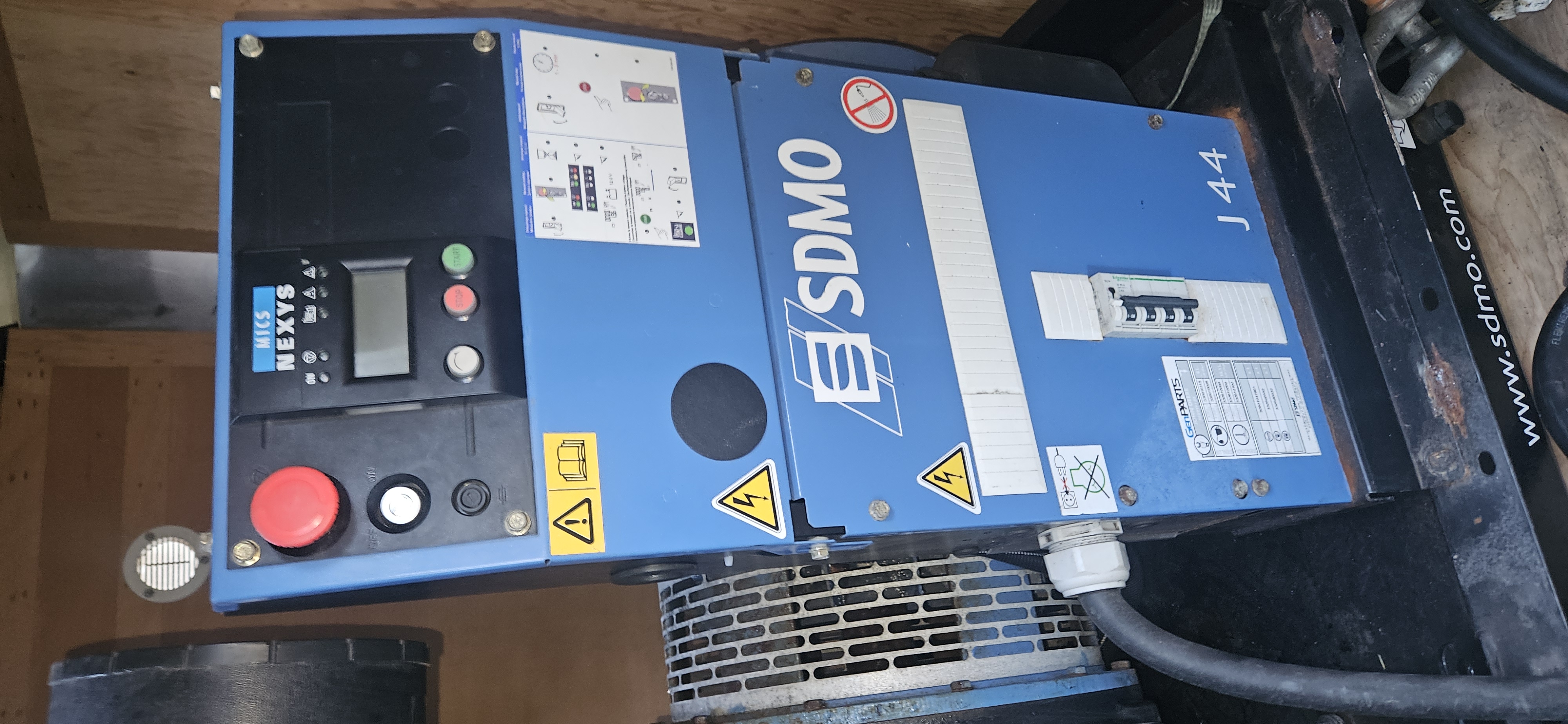 SELT / SOLD - KOHLER/SDMO J22 rafstöð - árgerð 2012/17 - 35 kw. 3