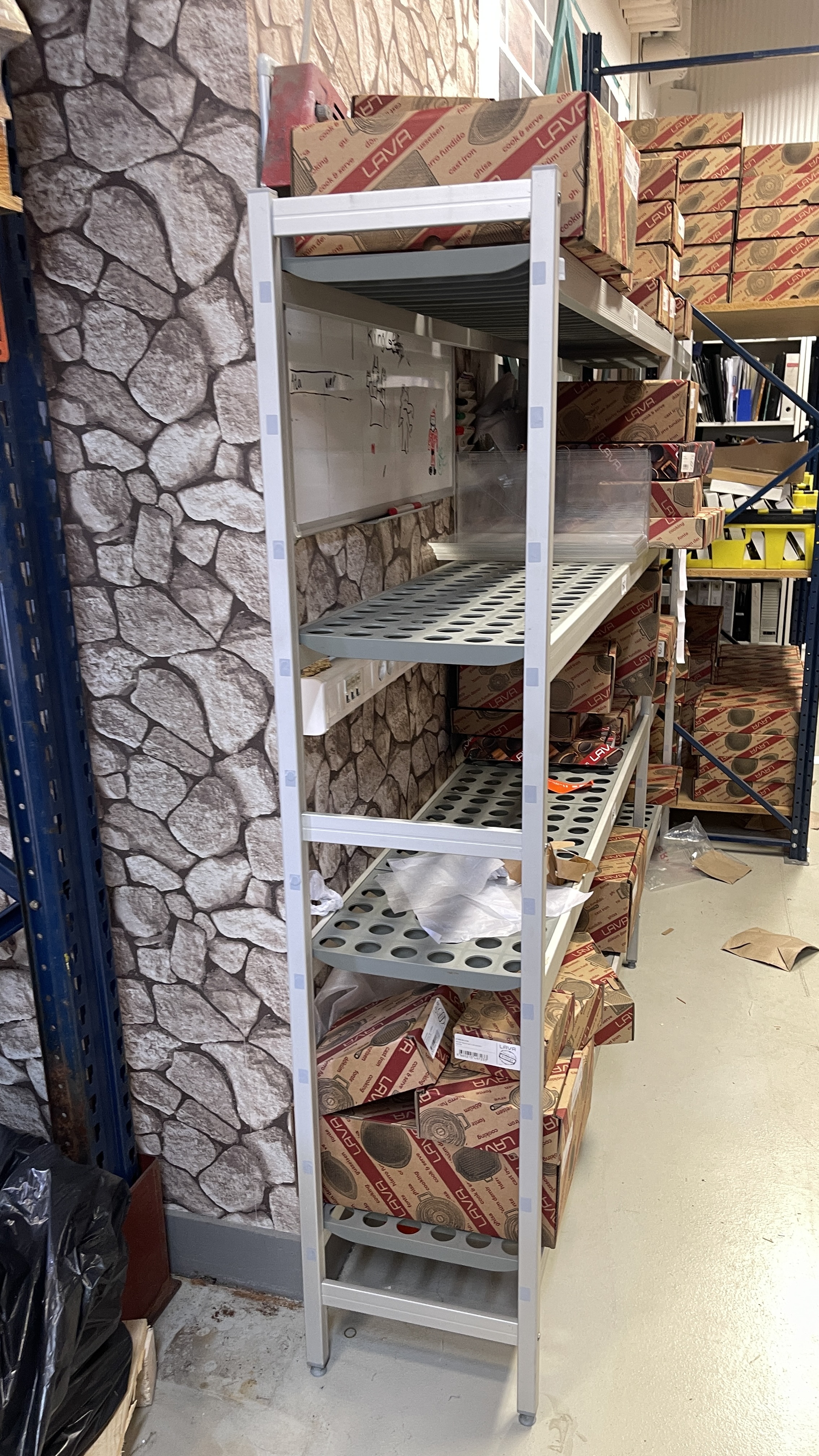 SELT / SOLD Hillueining fyrir kælivörur, H170 x B236 x D36sm. 3