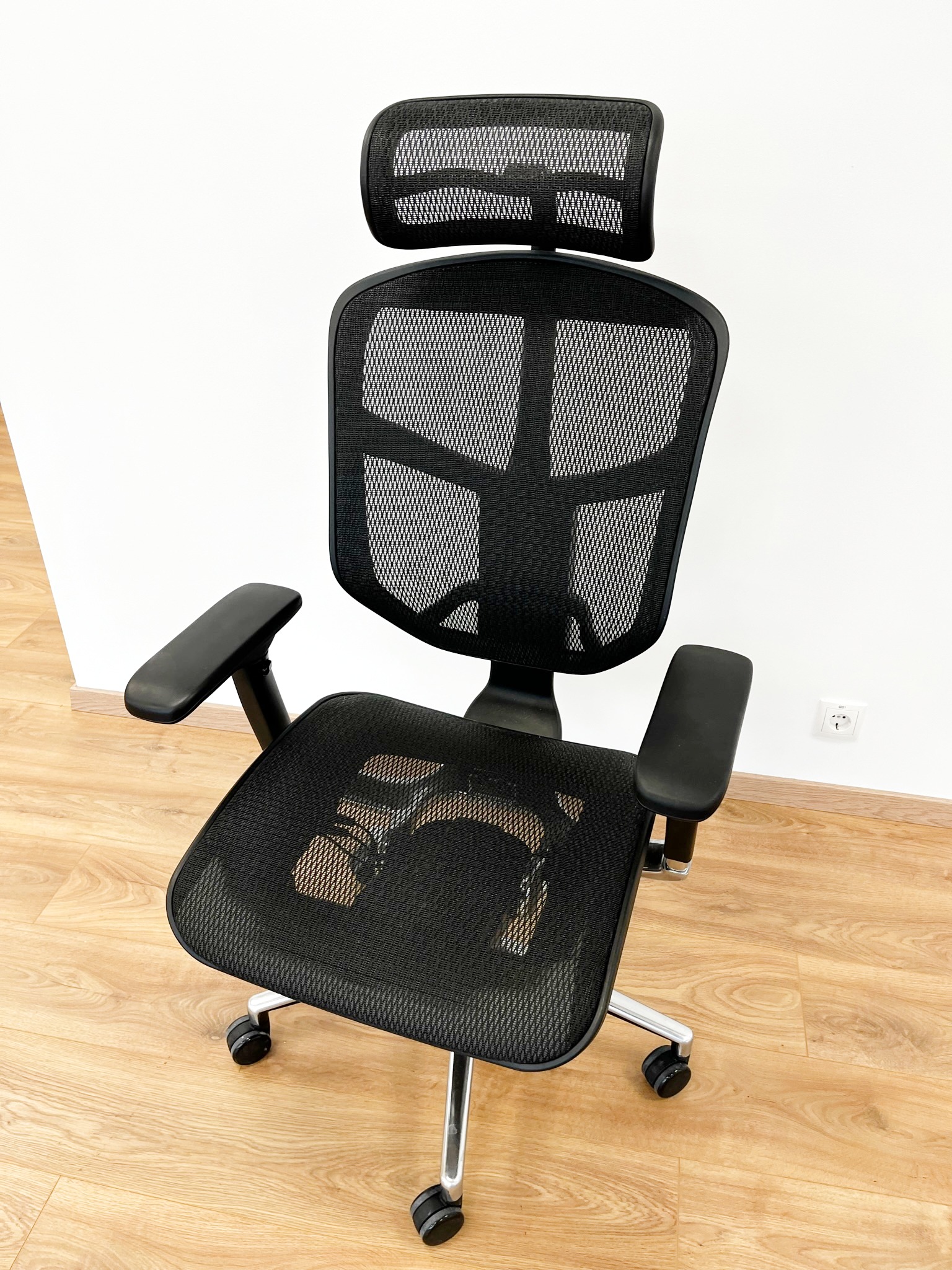 SELT / SOLD Enjoy Elite skrifstofustóll frá Syrusson