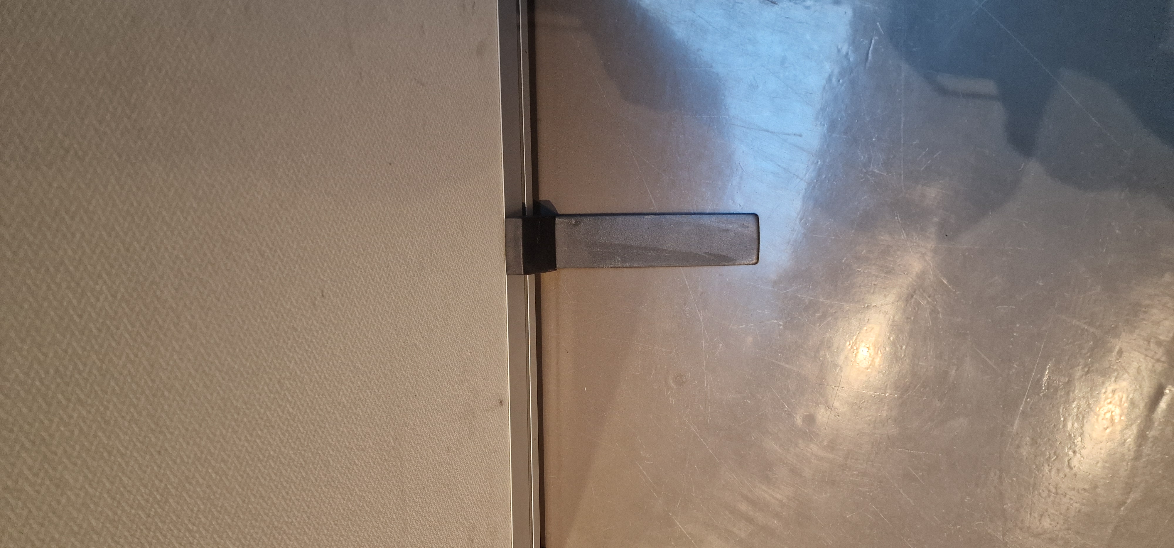 SELT / SOLD Frístandandi skilrúm 5