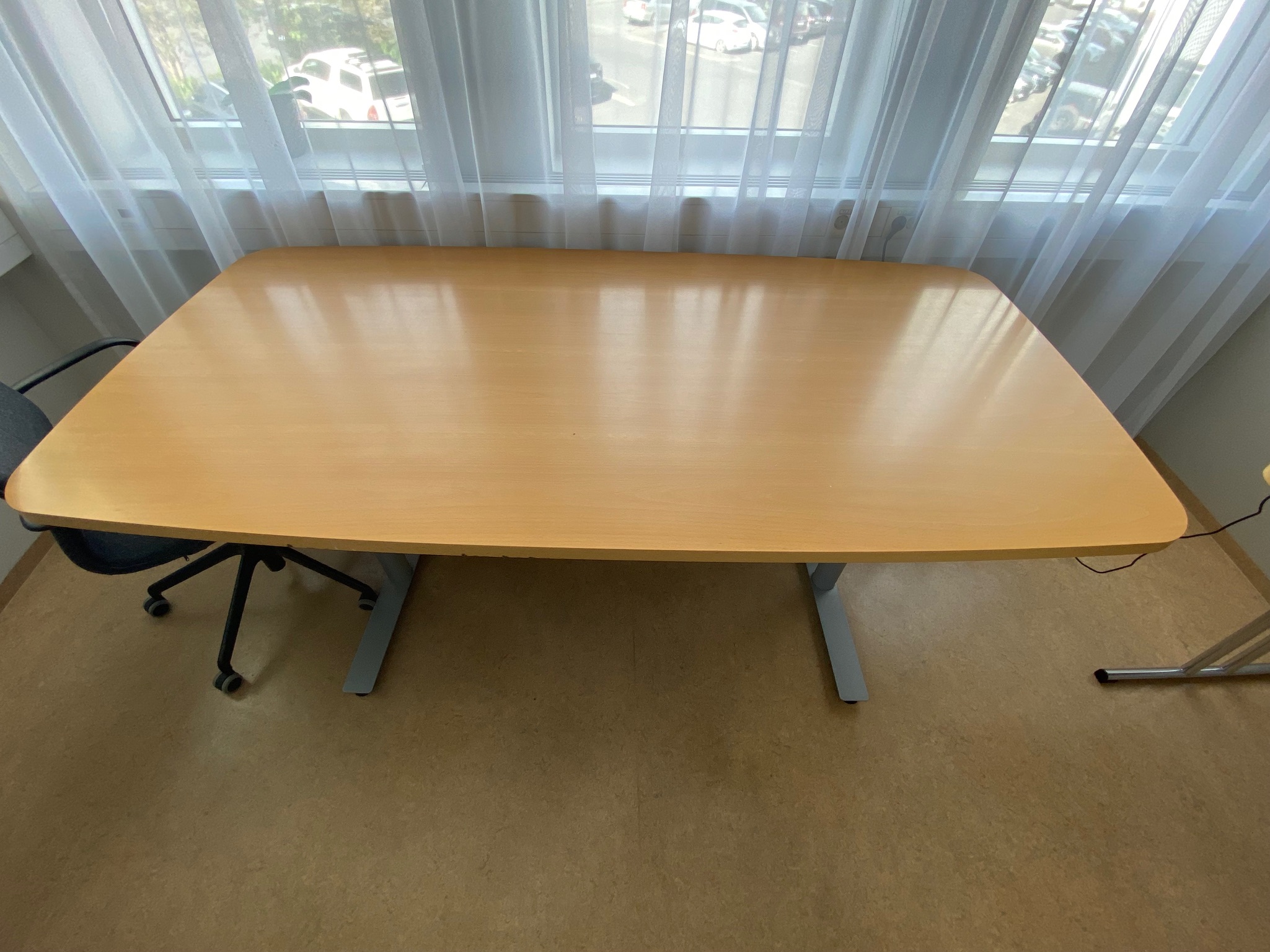 SELT / SOLD Fundarborð - 2m x 1m. (4-6 manna) 2