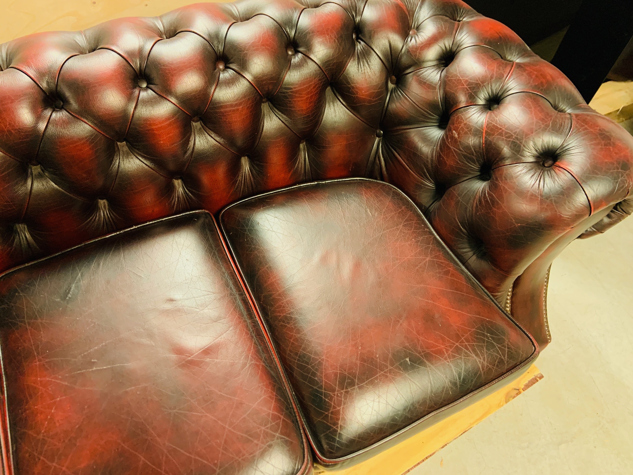 SELT / SOLD-Chesterfield sófasett 3+1+1 8