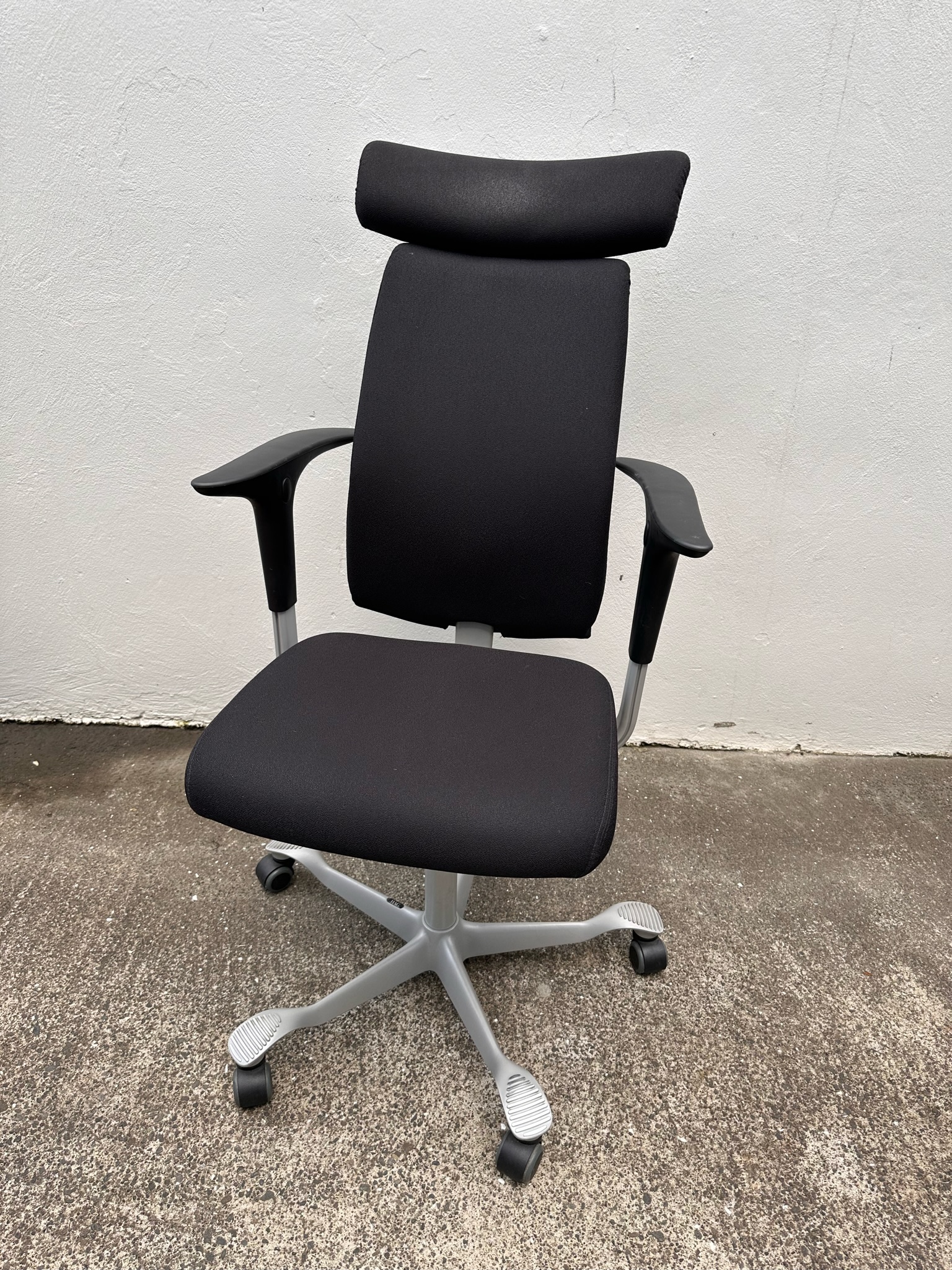 SELT / SOLD Håg H05 CR skrifstofustóll frá EG skrifstofuhúsgögn