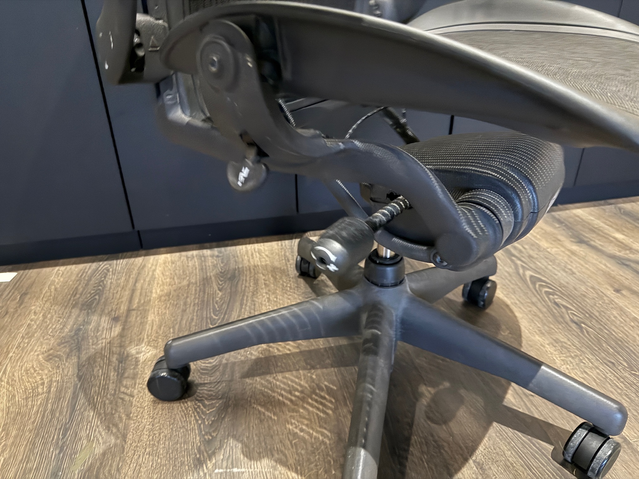 SELT / SOLD Herman Miller Aeron, C stærð 8