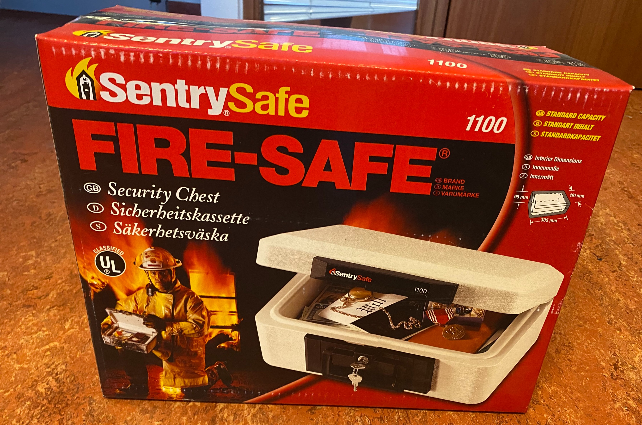 Selt/Endurnýtt-SentrySafe eldvarnarbox 30 mín (ónotað) 3