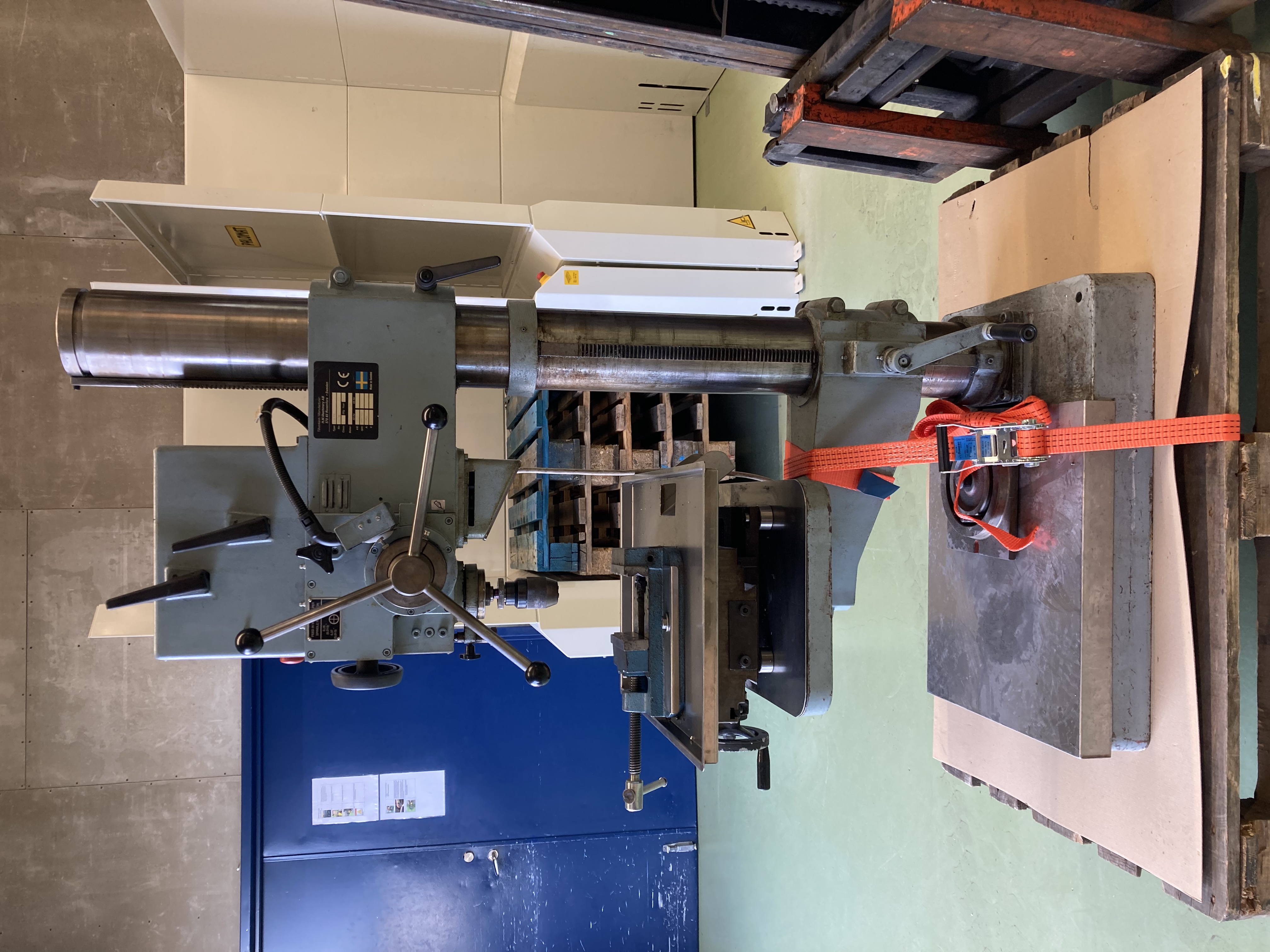 SELT / SOLD Öflug H.M. Machinery AB - Sweden súluborvél 4