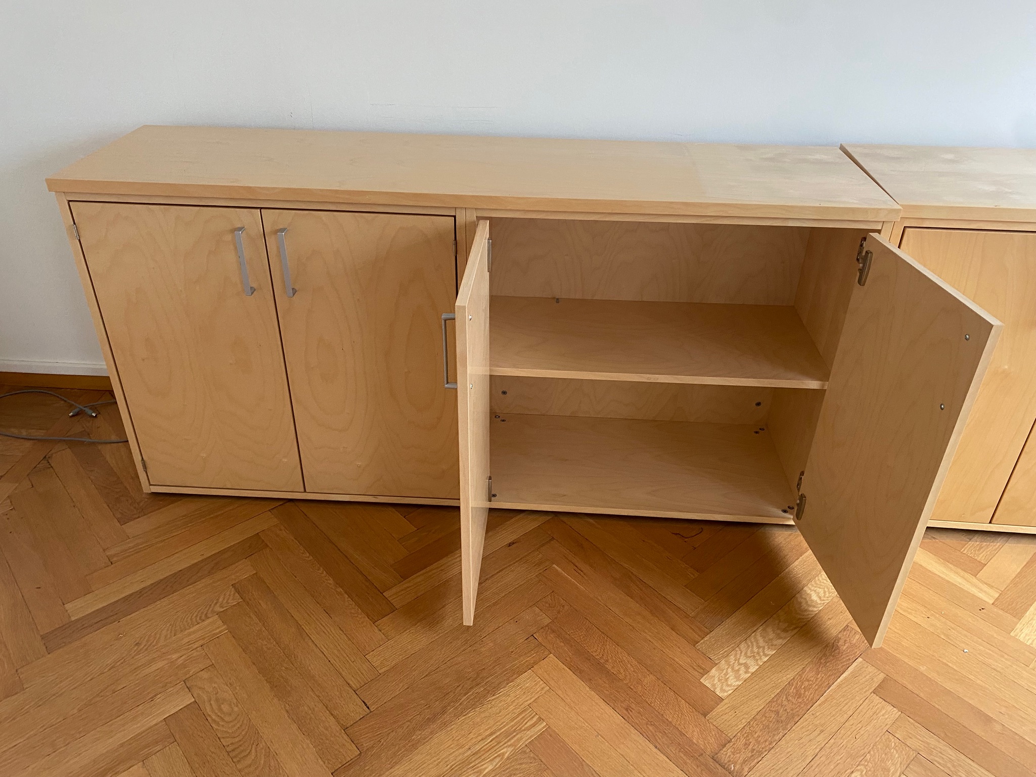 SELT / SOLD Skrifstofuskápar m.toppplötu 3