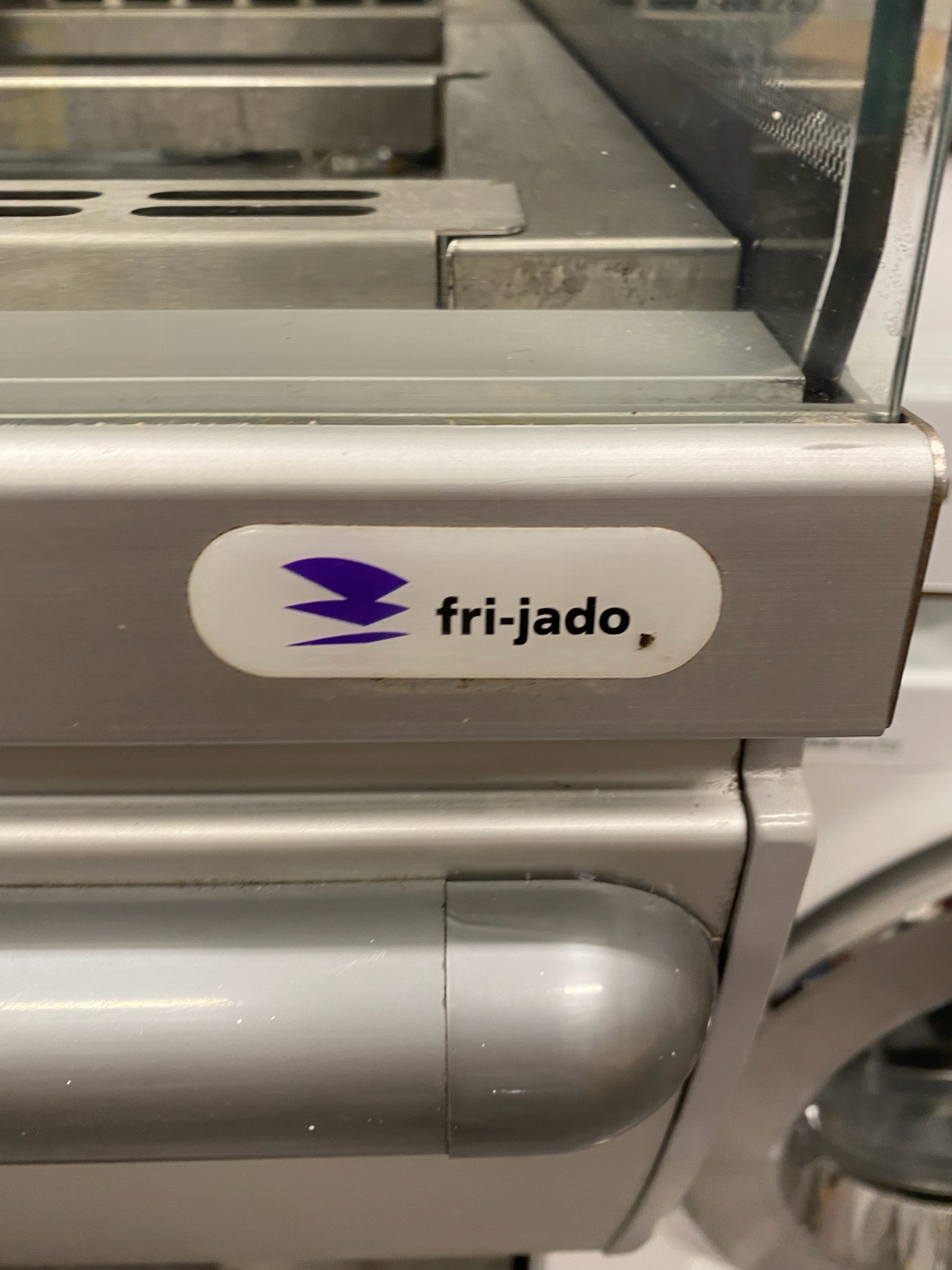 SELT / SOLD - Fri-jado afgreiðslukælir - Yfirfarinn 2021 5