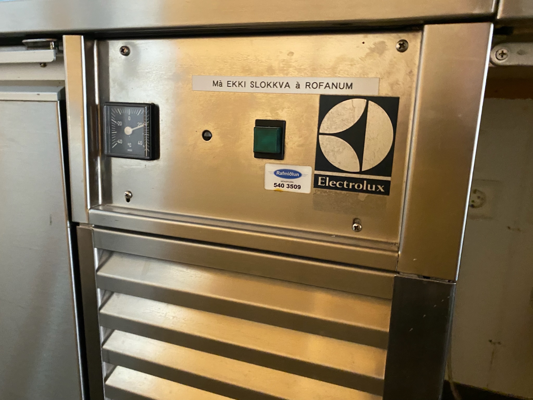 SELT / SOLD Kæliborð Electrolux, B120 x D66 x H90 sm. 5