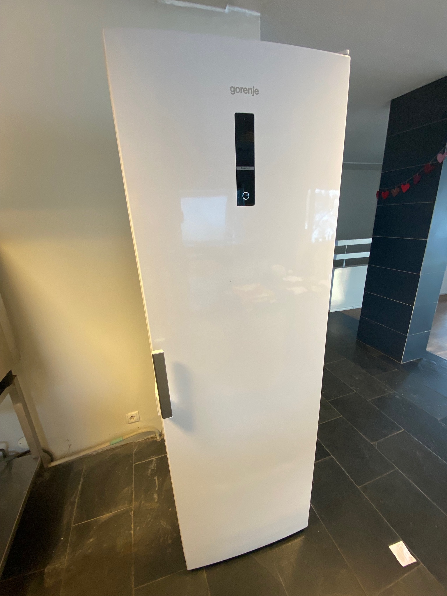 SELT / SOLD Gorenje ísskápur, H86 x B56 x D59 sm.