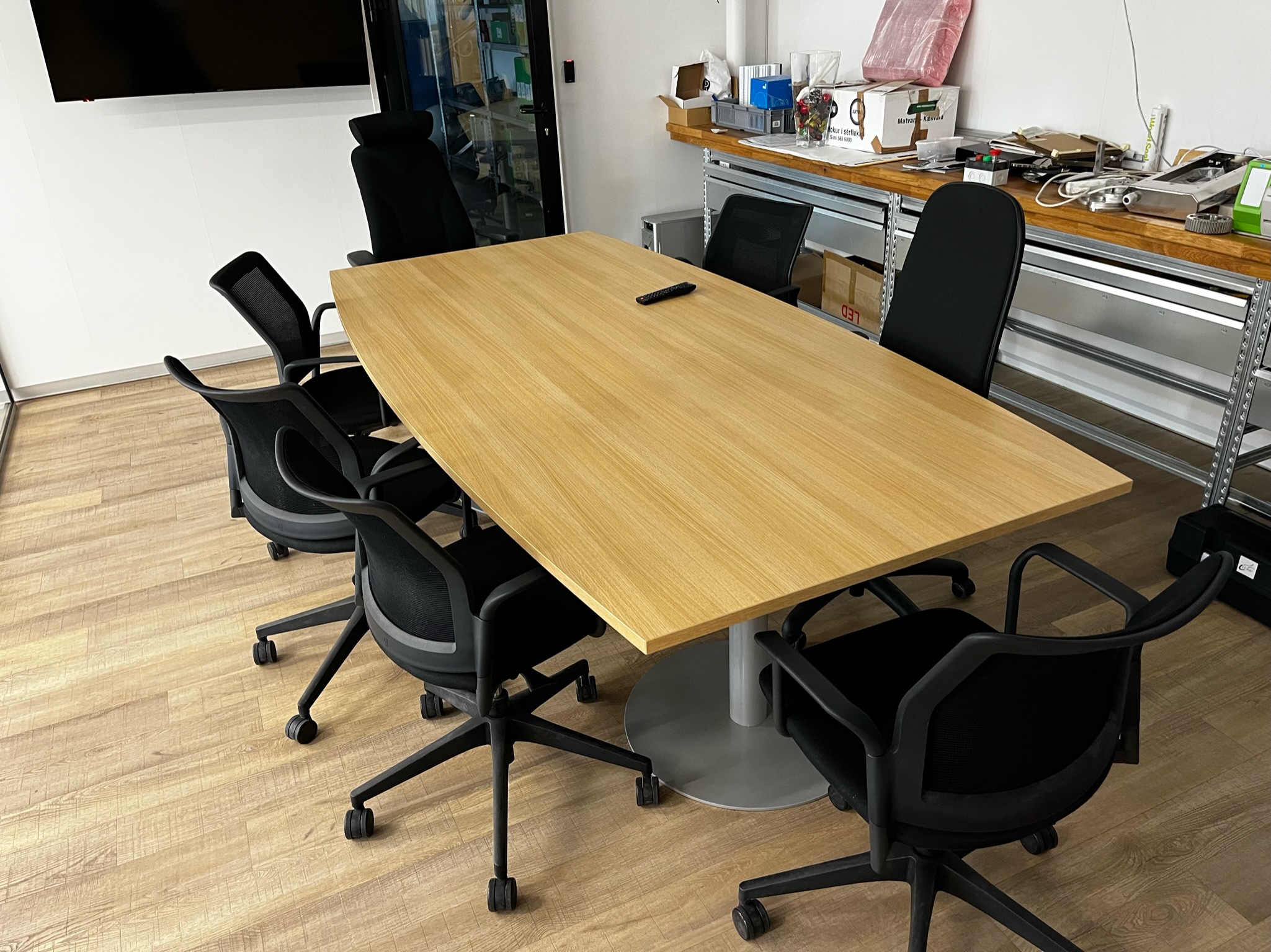 SELT / SOLD Fundarborð - 250 x 120 sm. (6-8 manna) 2
