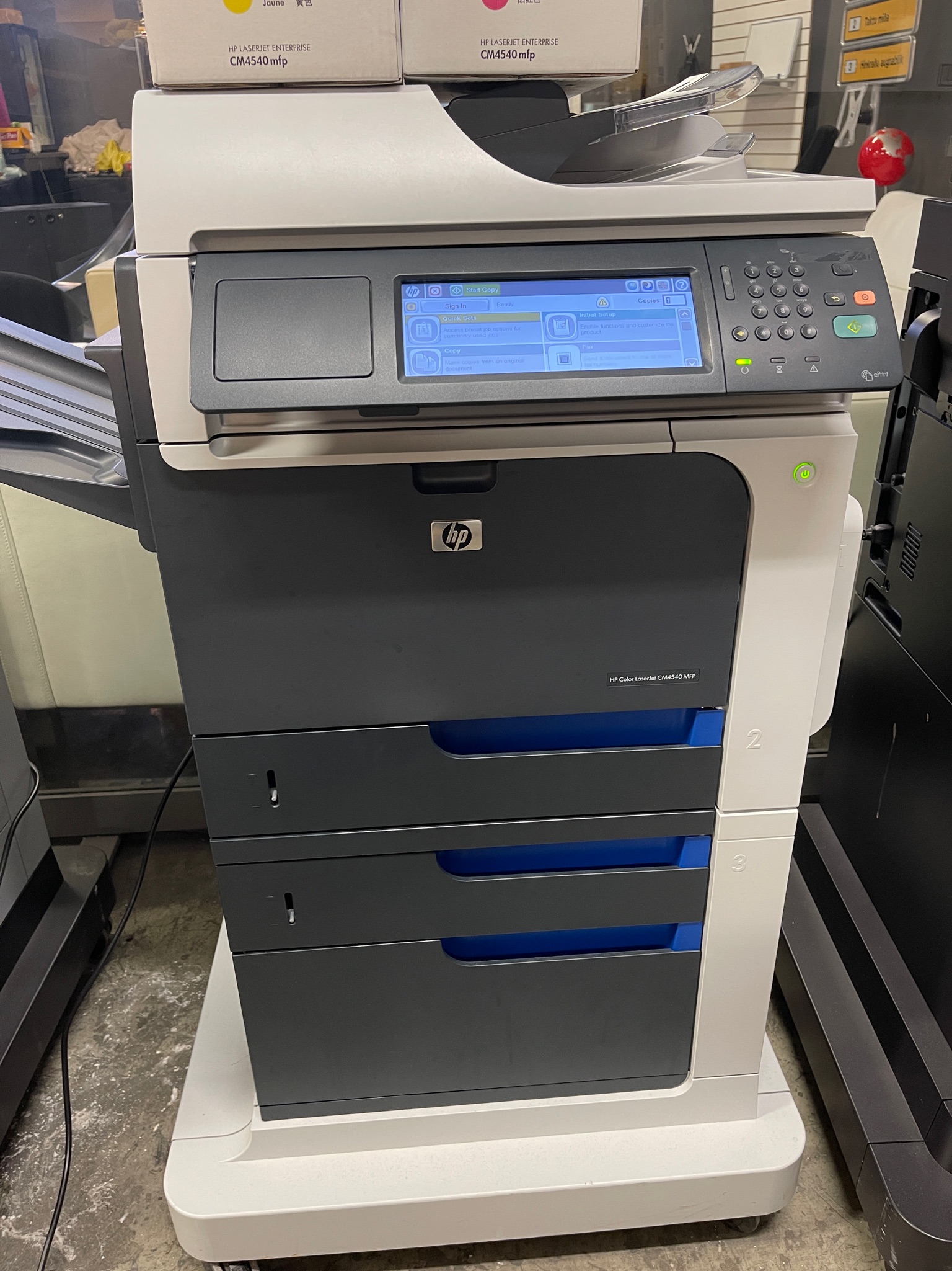 SELT / SOLD HP prentari, Color LaserJet CM4540 MFP 2