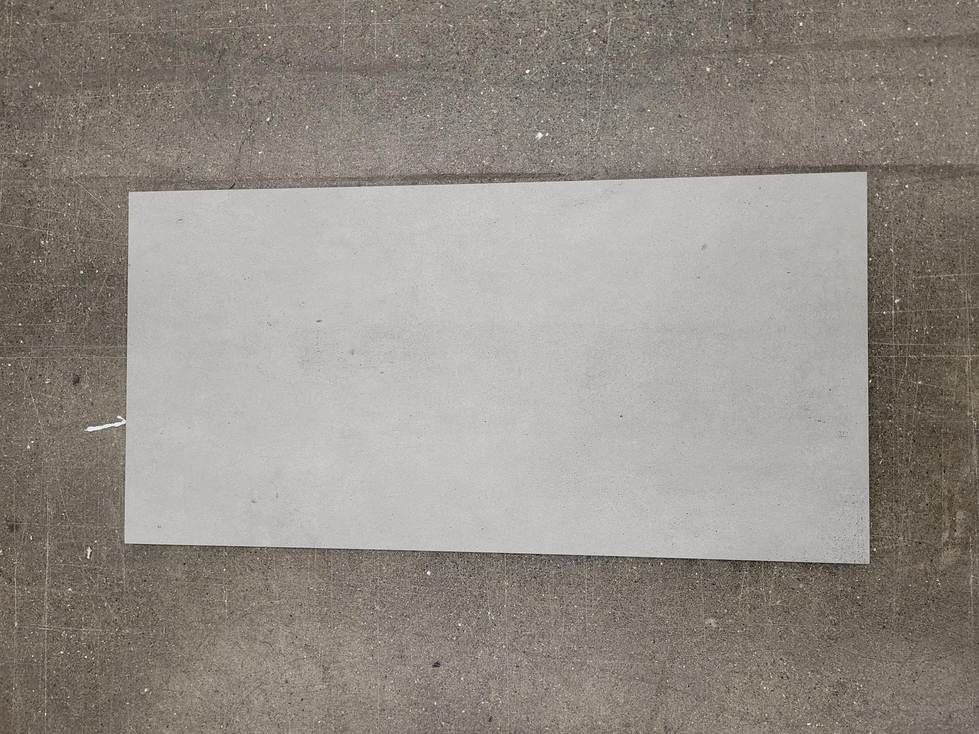 SELT / SOLD Betontech Grey Matt flísar 30x60