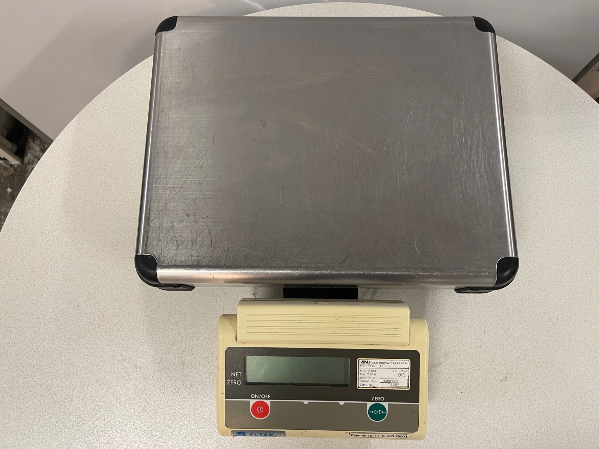 Selt/Endurnýtt-Pallvog frá AND 0.2 - 31 kg 2