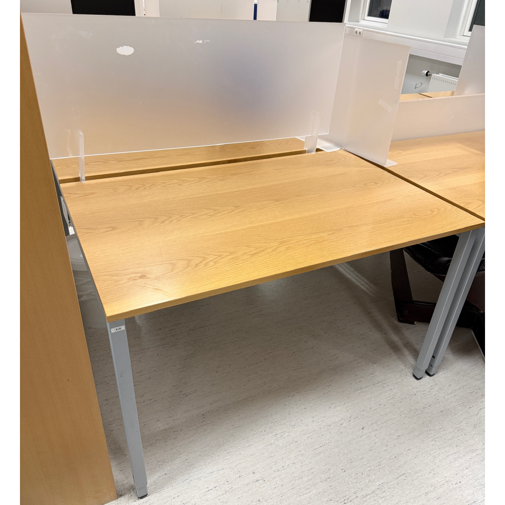 2ja manna skrifborð, B120xD160sm. (9 stk.) 5