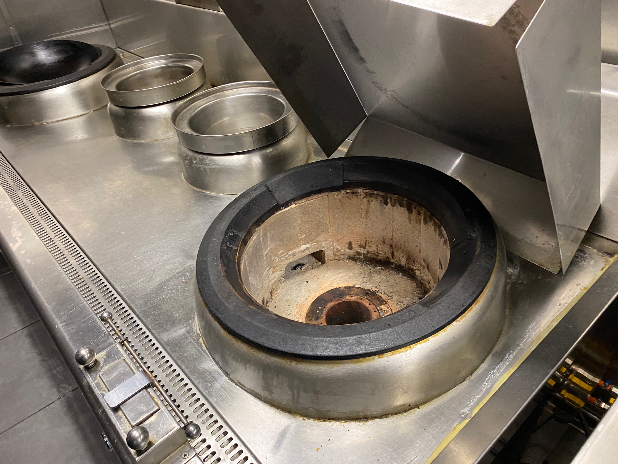 SELT / SOLD Wok eldavél, B220 x D90 x H74 sm. 5