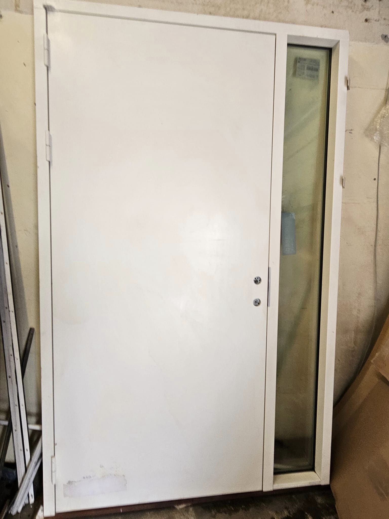 SELT / SOLD Ideal Combi - Útihurð með hliðarglugga - breidd á fleka 100 7