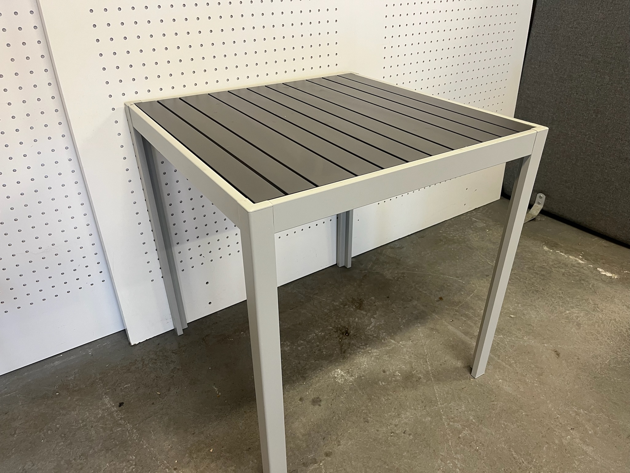 SELT / SOLD IKEA útiborð, B71xD71xH73sm.