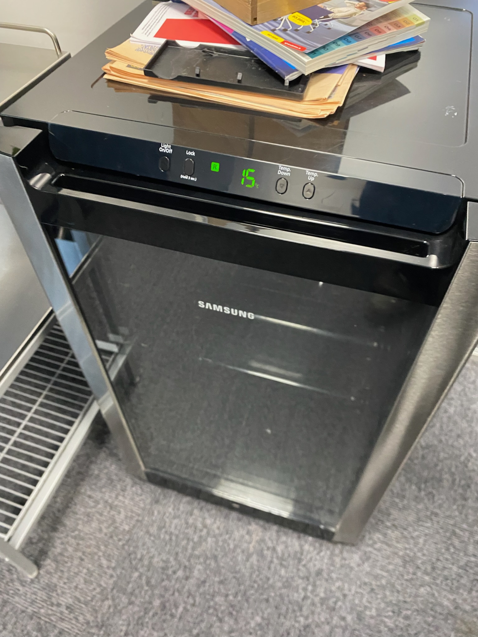 SELT / SOLD samsung vínkælir 4