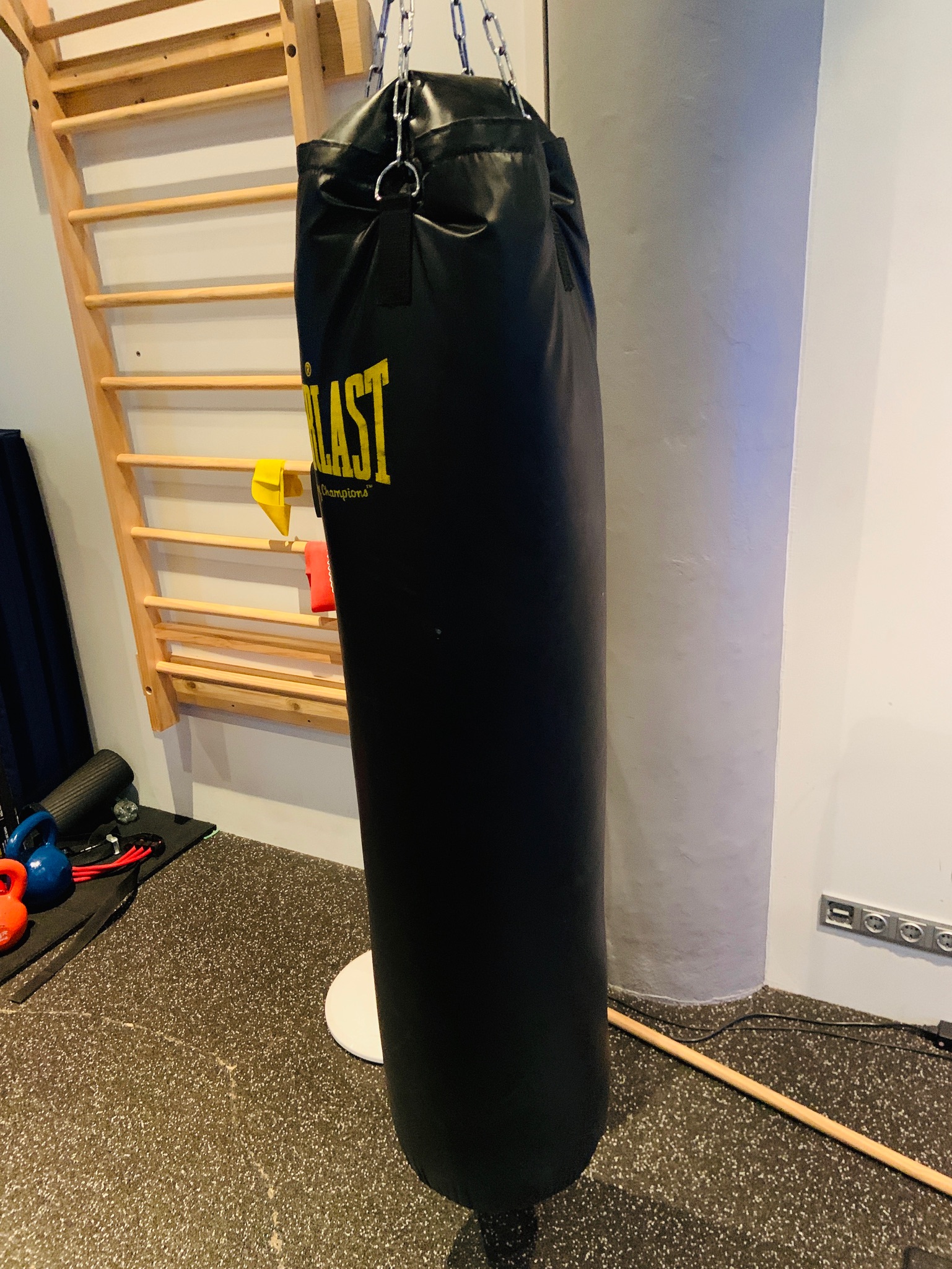 SELT/SOLD-Boxpúði Everlast - boxing pad