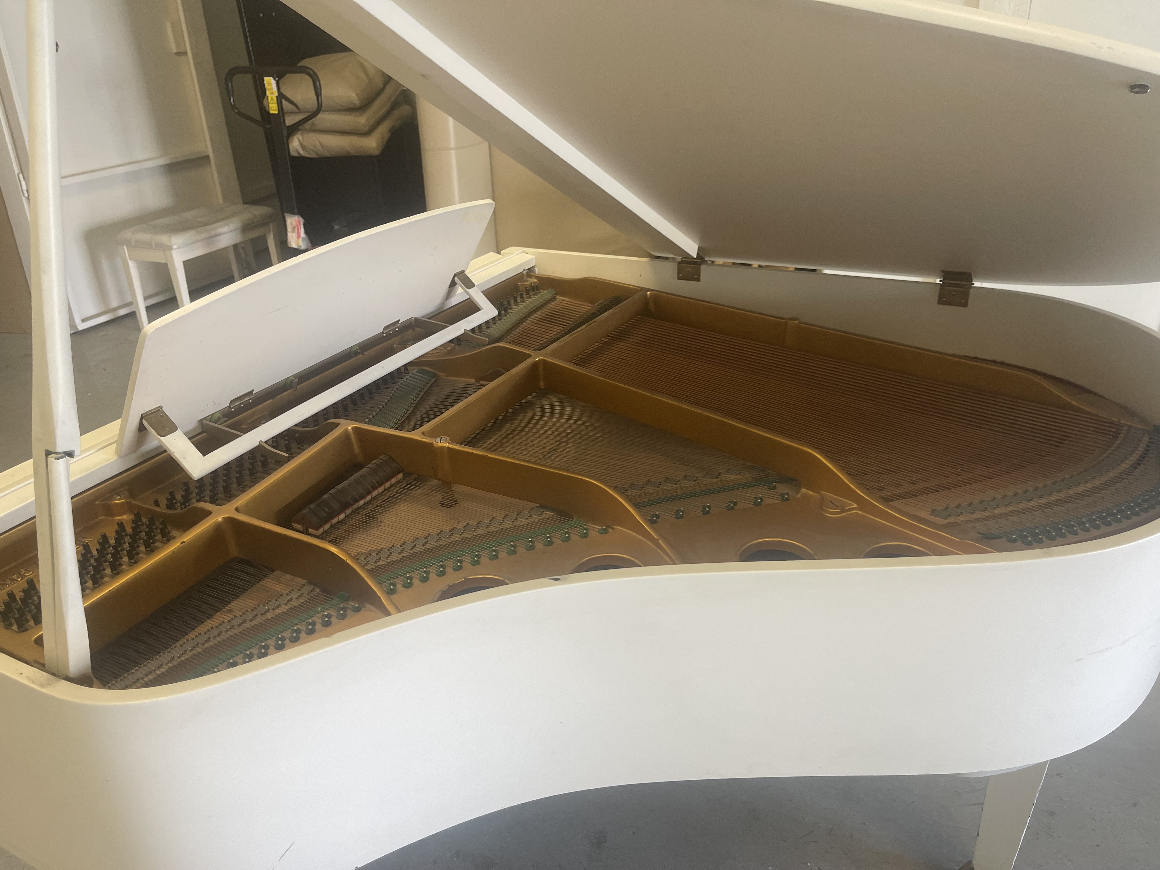 SELT / SOLD - Yamaha Flygill 3