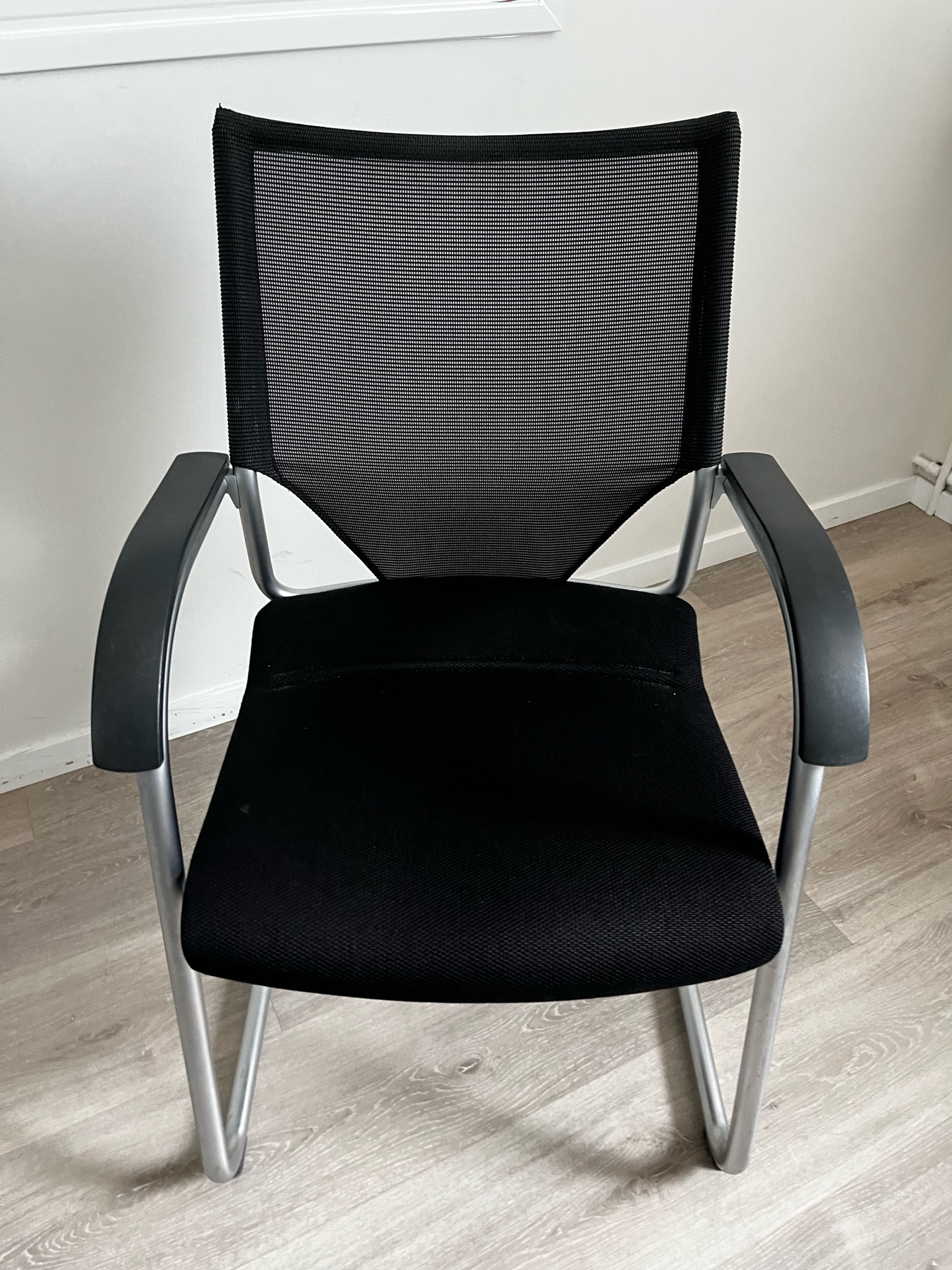 SELT / SOLD Wilkhahn fundarstóll (5 stk.) 2