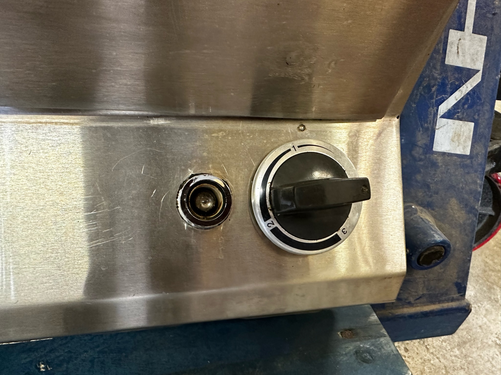 SELT / SOLD Senking grill 8