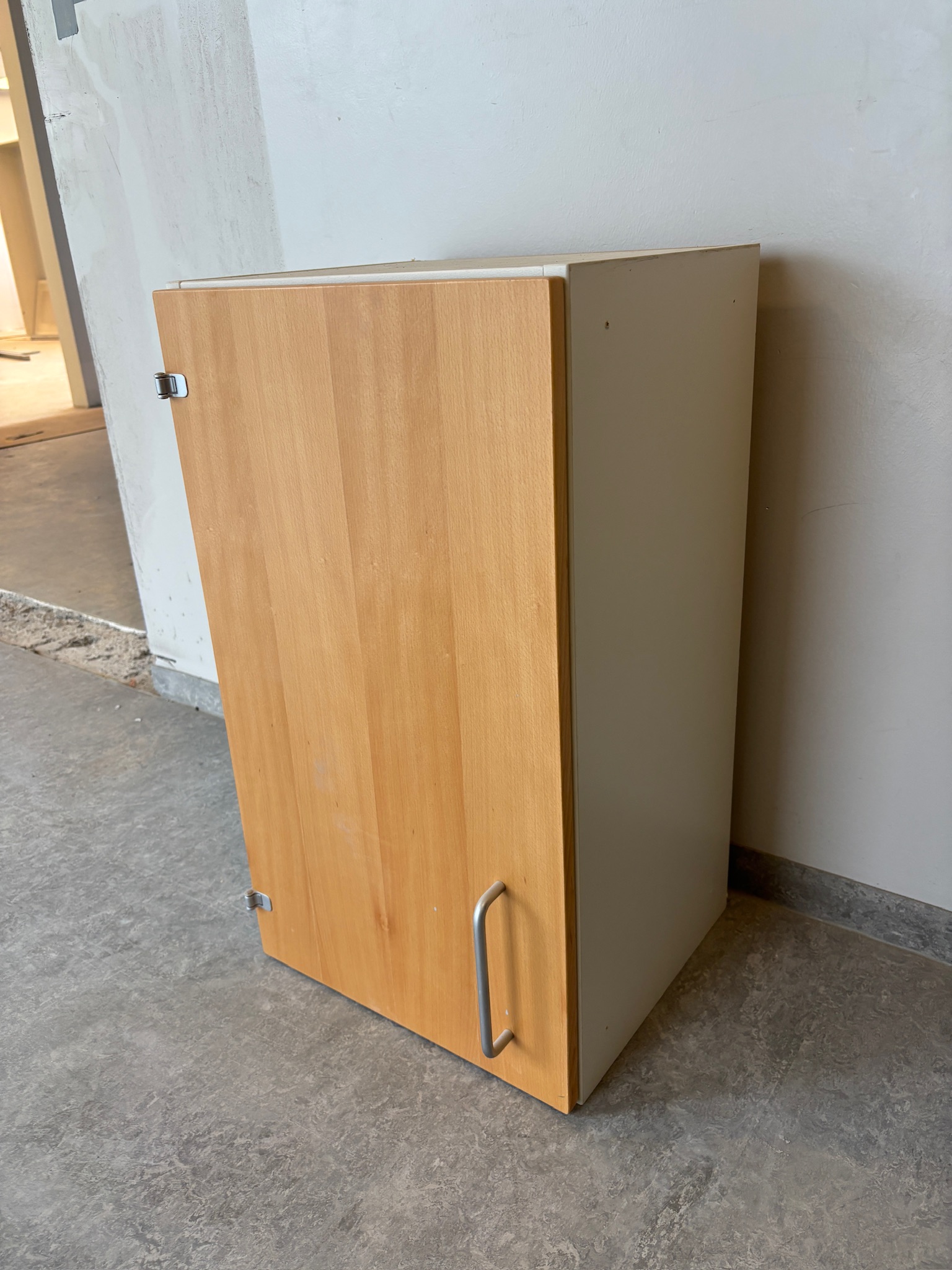 SELT / SOLD Skápaeining, H71xB40xD36sm. (6 stk.)