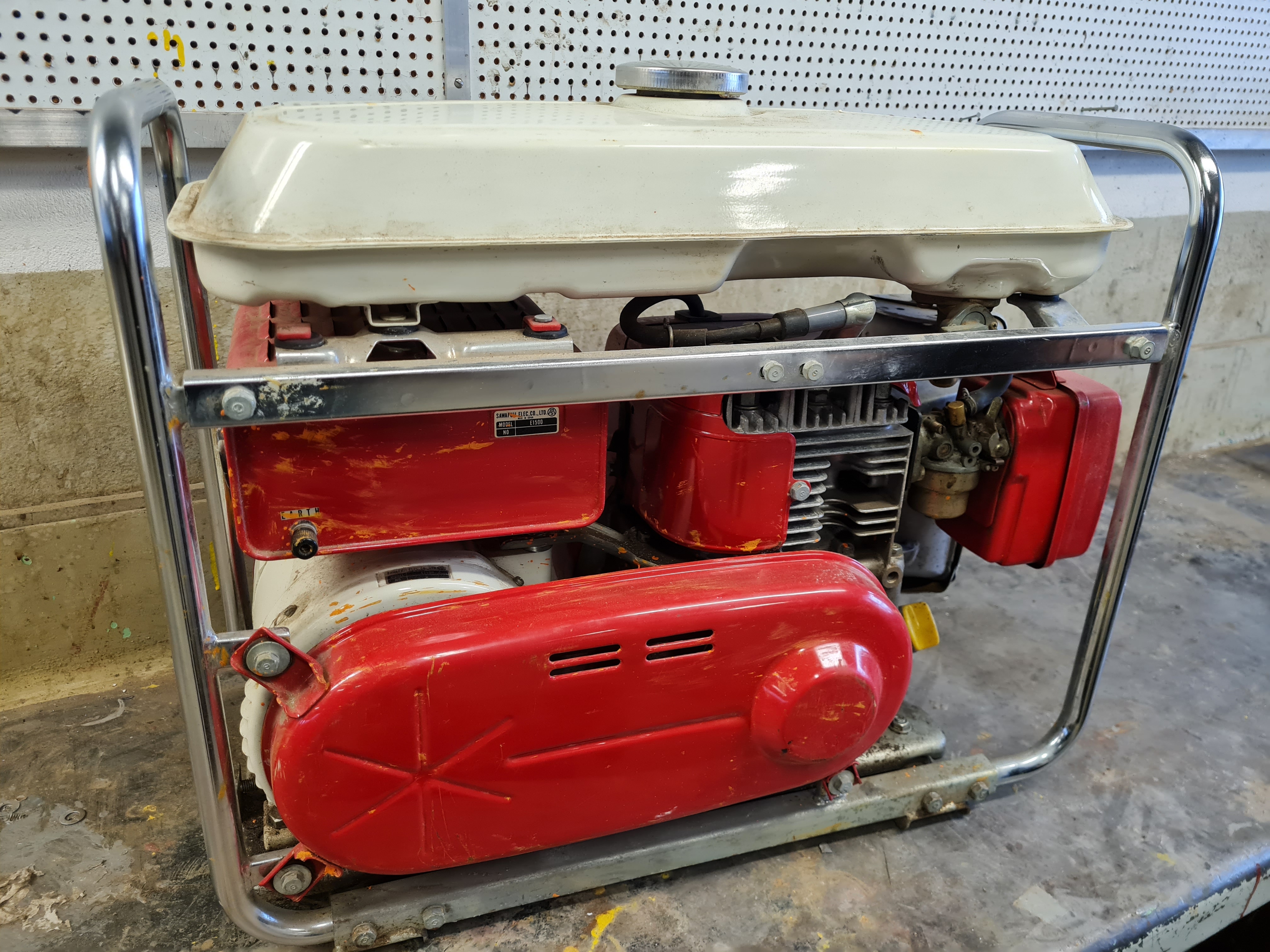 SELT / SOLD Rafstöð HONDA 2