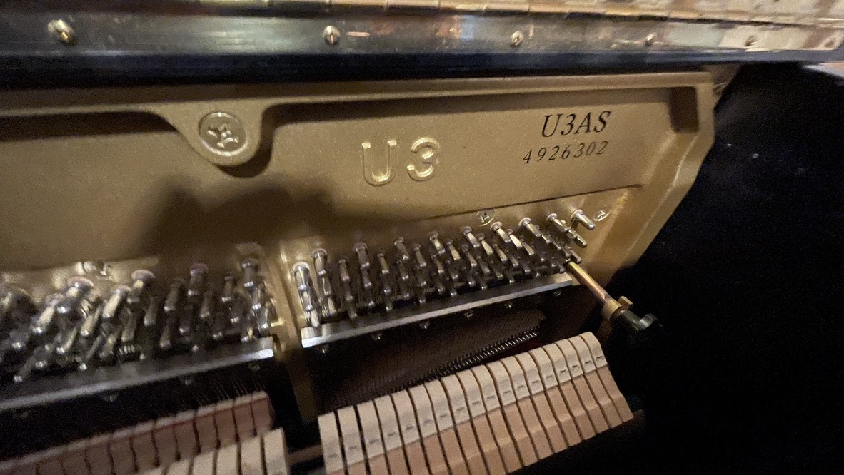 SELT / SOLD - Glæsilegt Yamaha U3AS UPRIGHT PIANO Black 11
