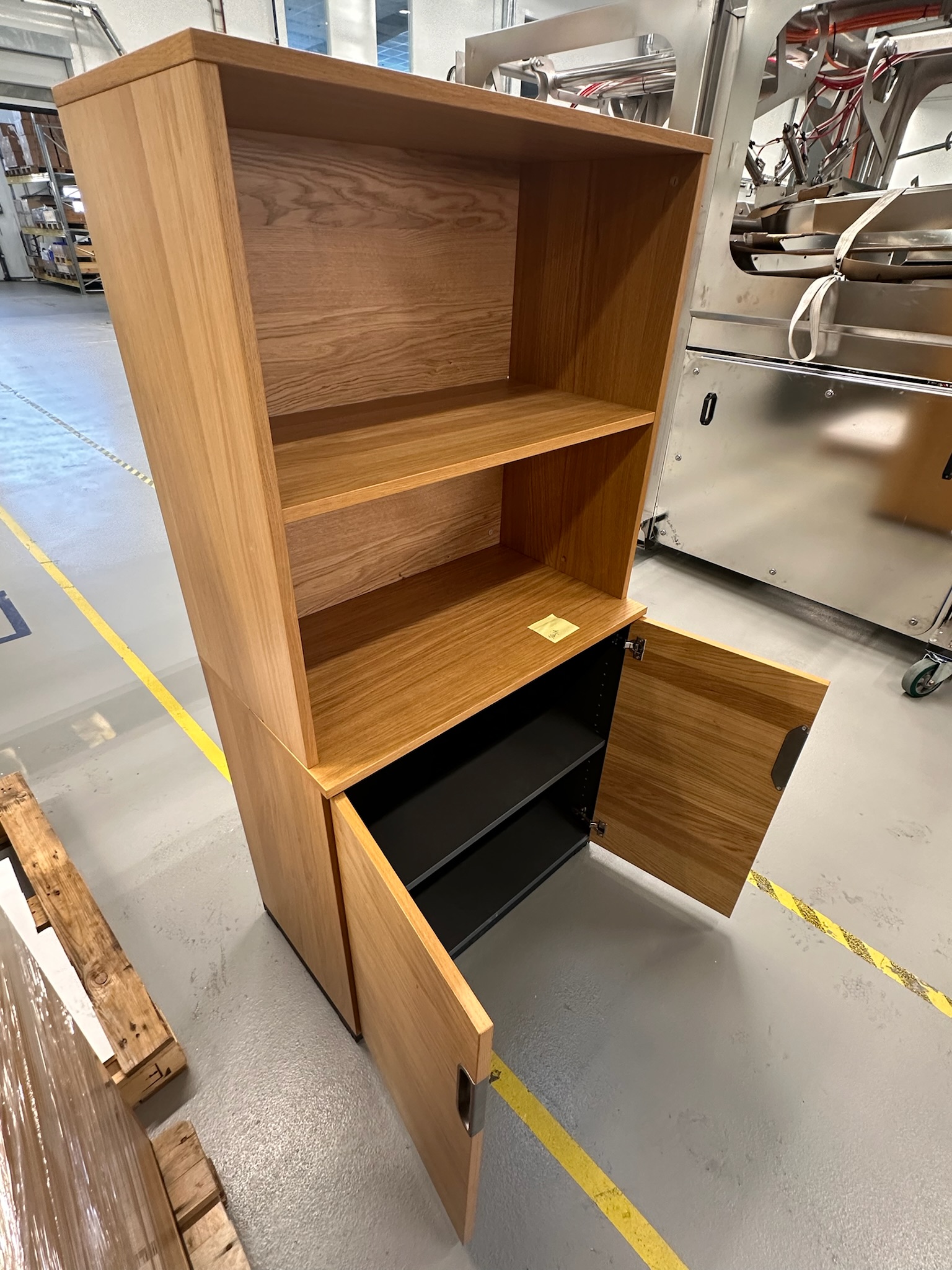 SELT / SOLD IKEA skrifstofuskápur, H160 x B80 x D45 sm. 5