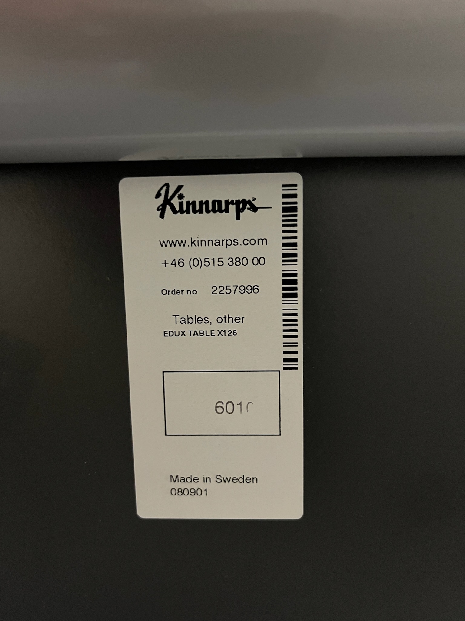 SELT / SOLD Kinnarps felliborð frá Pennanum, B120xD60xH72sm. 8