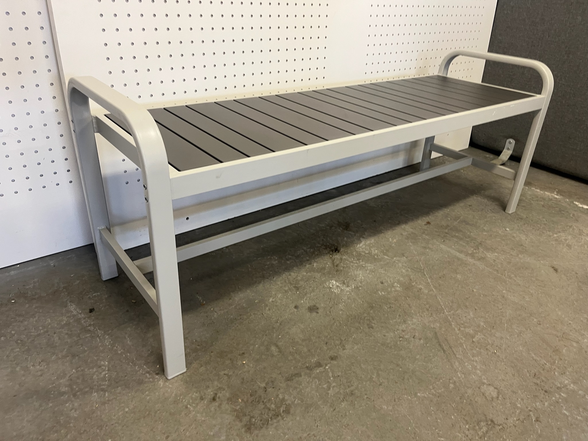 SELT / SOLD IKEA útibekkur, B136xD42sm.