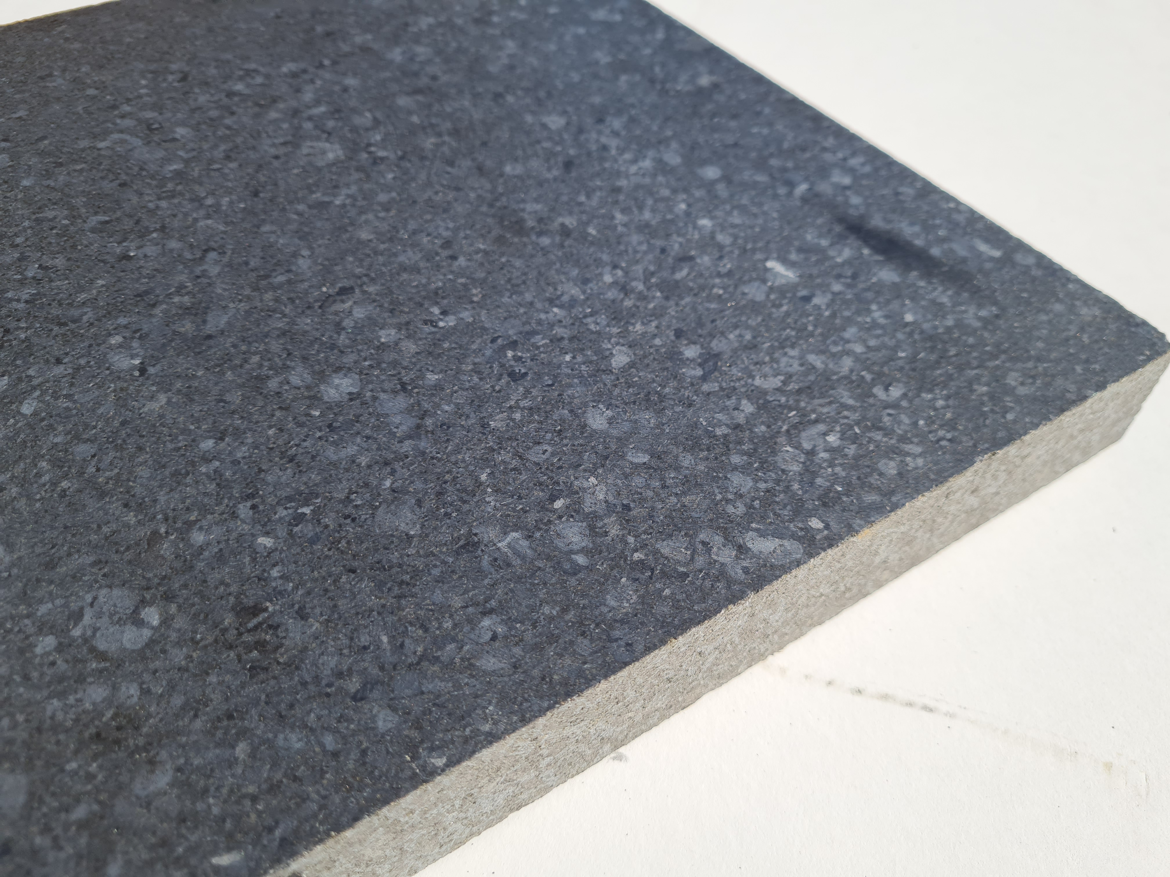 SELT / SOLD - Black Rain steinflísar - 300 fm. 30x30 30mm 3