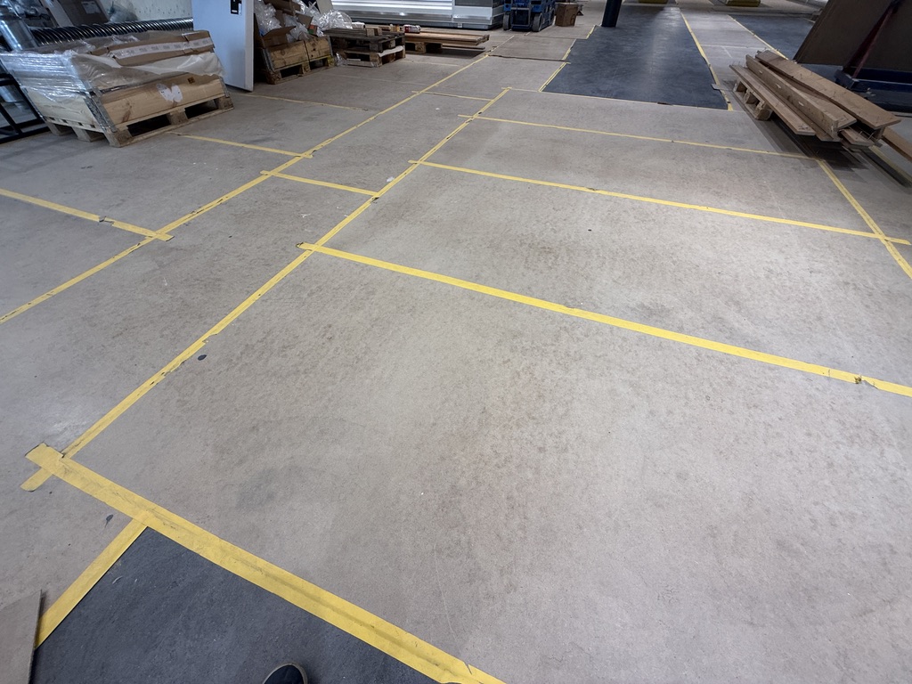 SELT / SOLD Masonitplötur H tex standard 3mm 275x122sm. (ca 465stk) 9