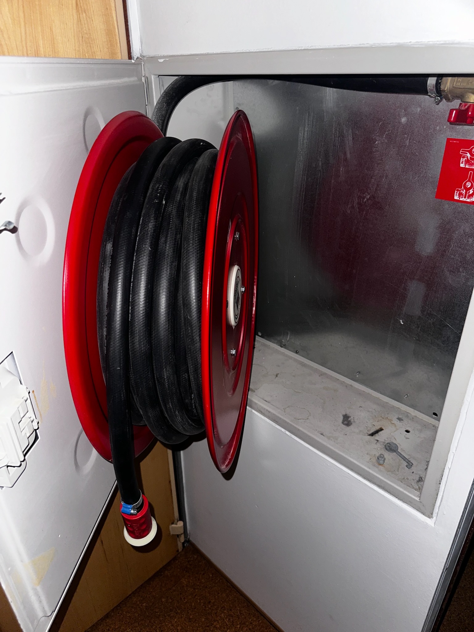 Selt/Sold Brunaslanga, 25m. 3