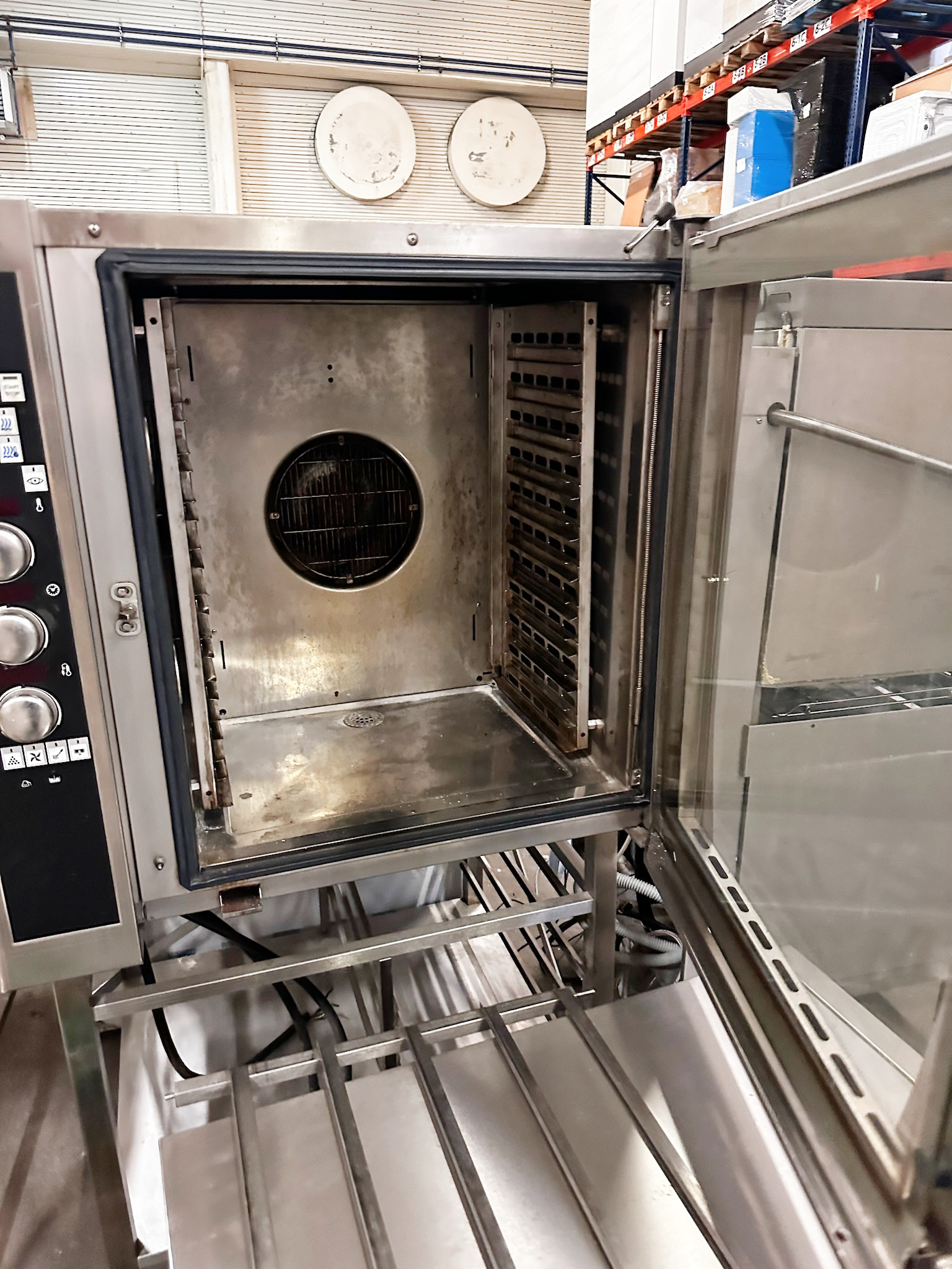 SELT / SOLD Zanussi ofn, 10 skúffur 6