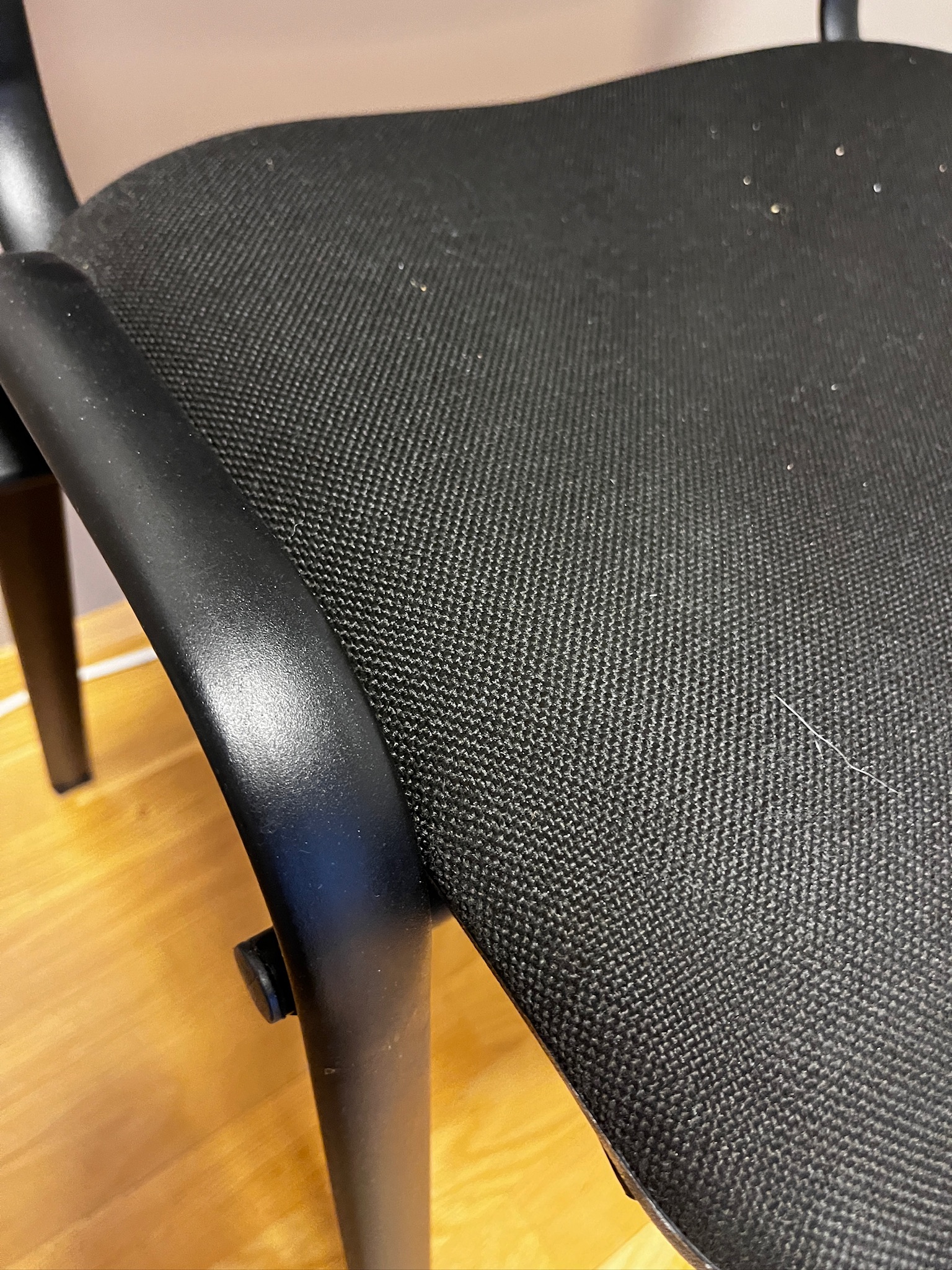 SELT / SOLD Mötuneytisstólar / fundarstólar 5